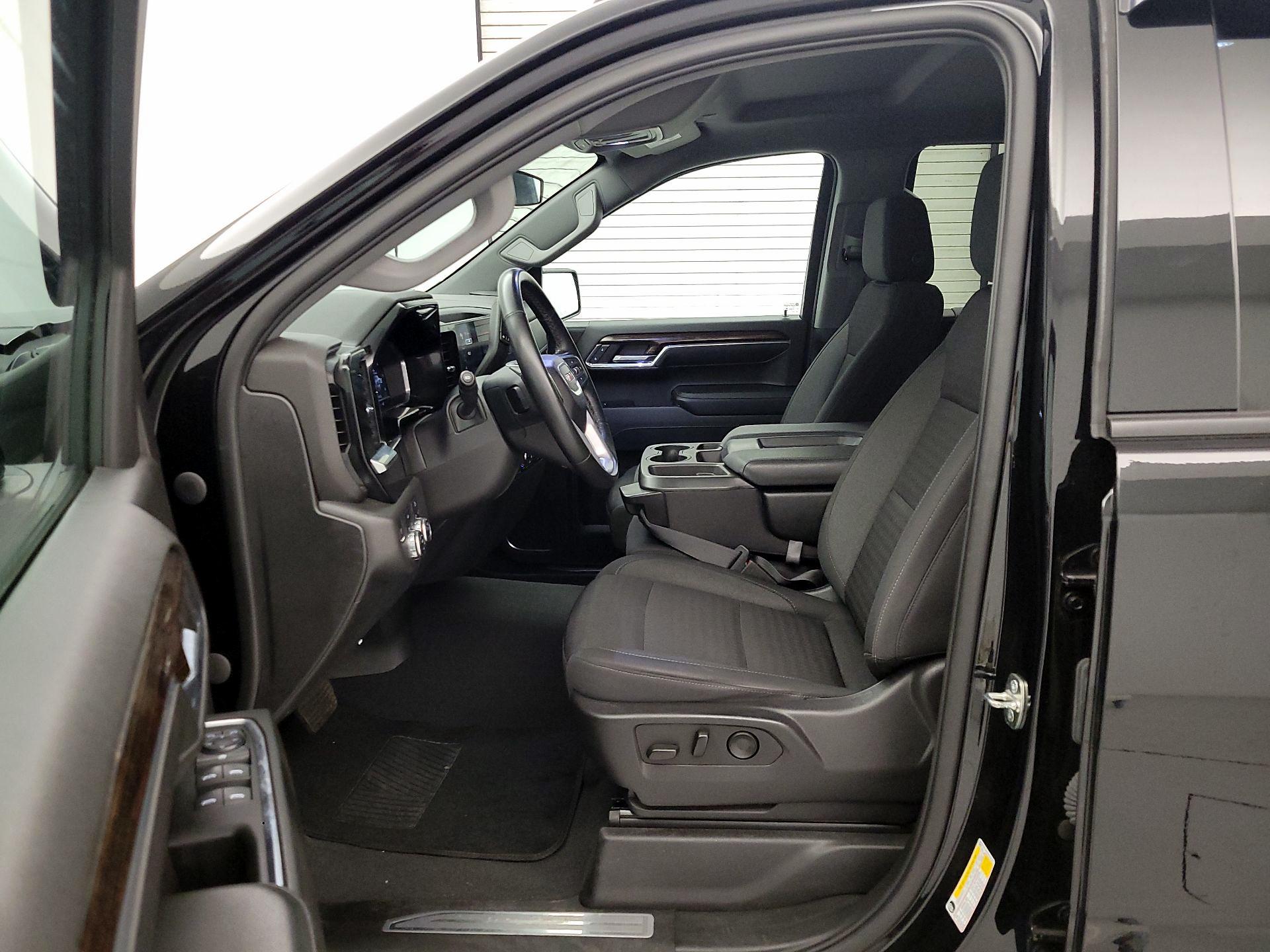 Thumbnail: 2023 GMC Sierra 1500 - 11
