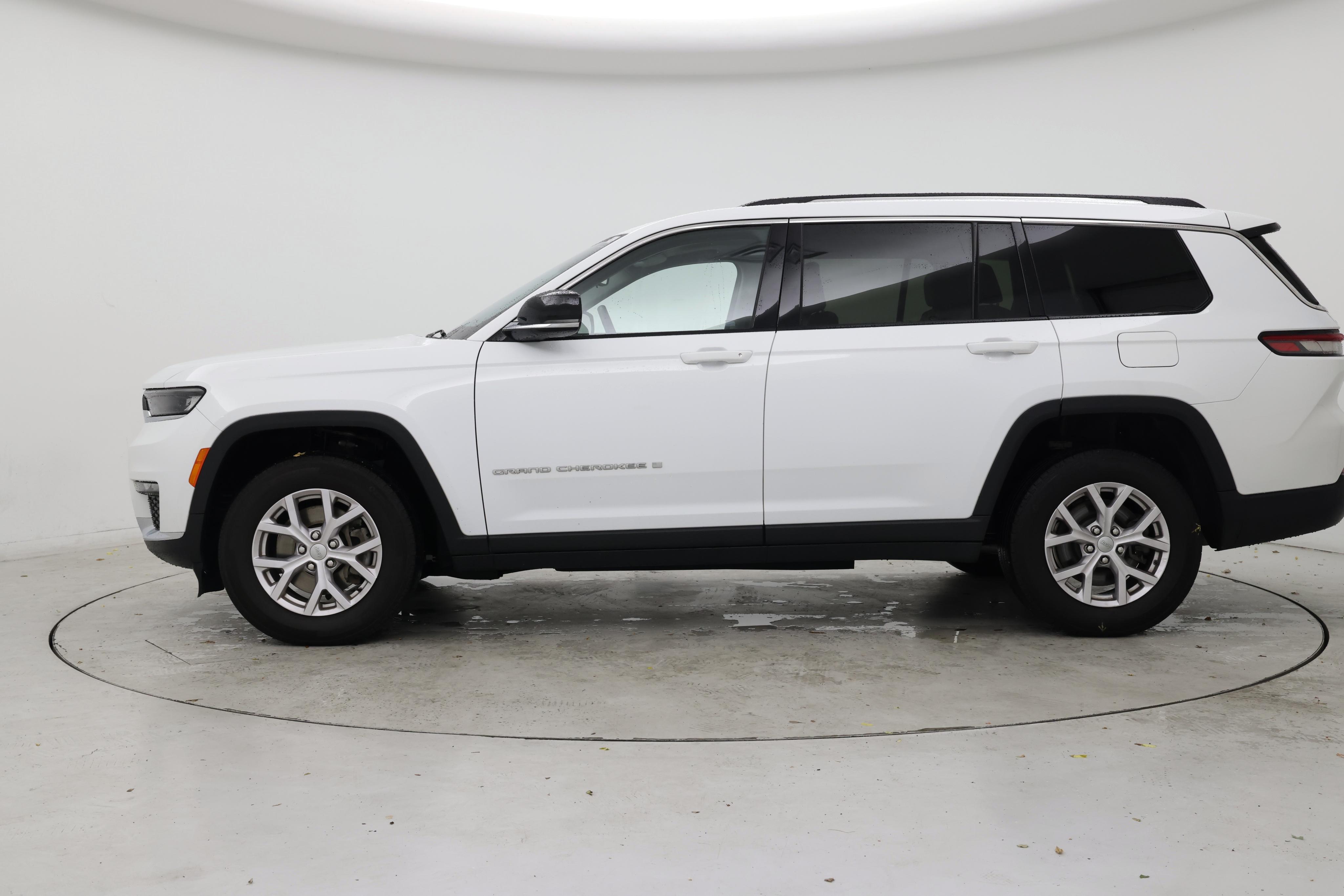 Thumbnail: 2022 Jeep Grand Cherokee L - 3