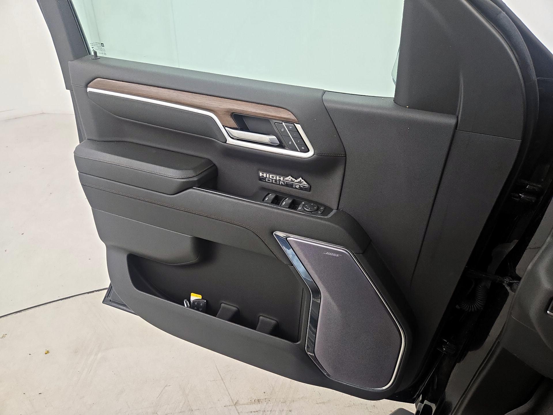 Thumbnail: 2023 Chevrolet Silverado 1500 - 12