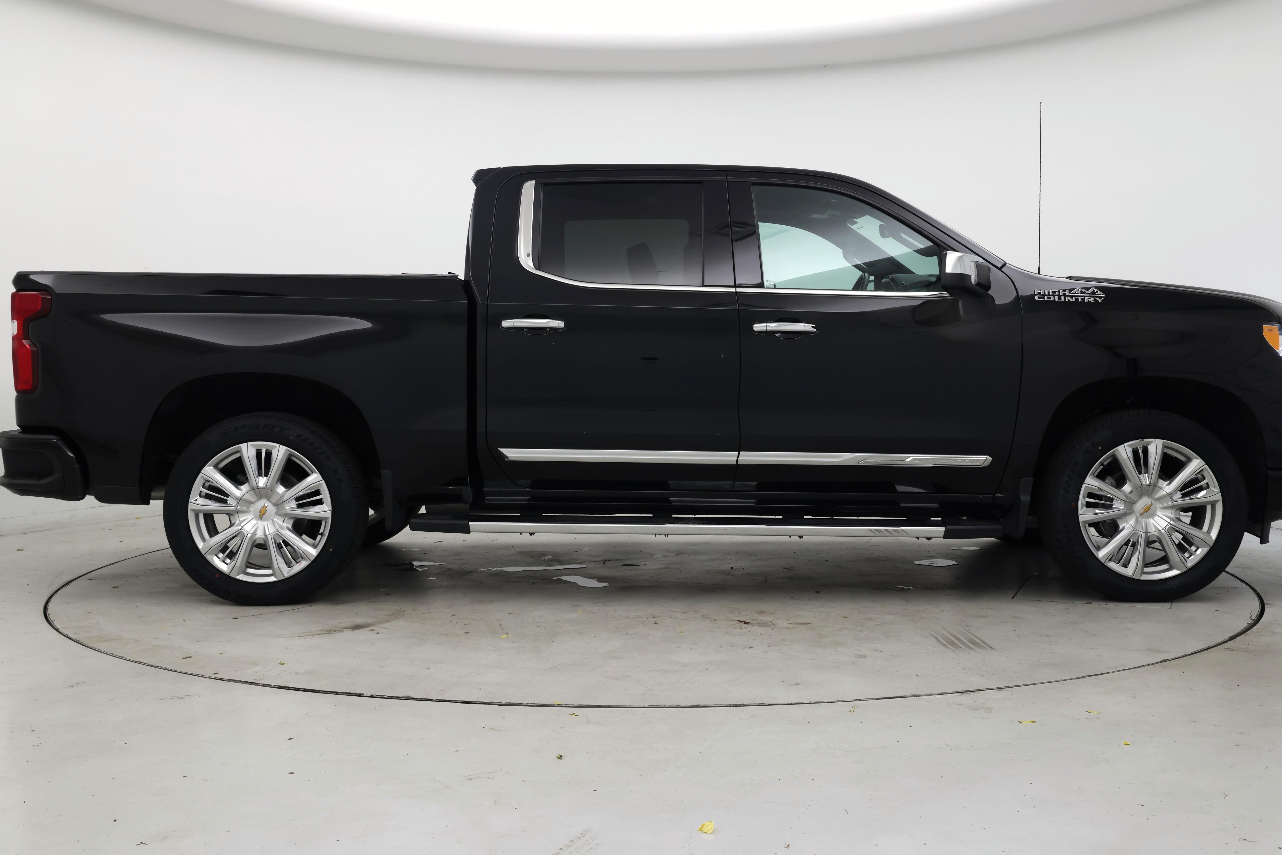 Thumbnail: 2023 Chevrolet Silverado 1500 - 7