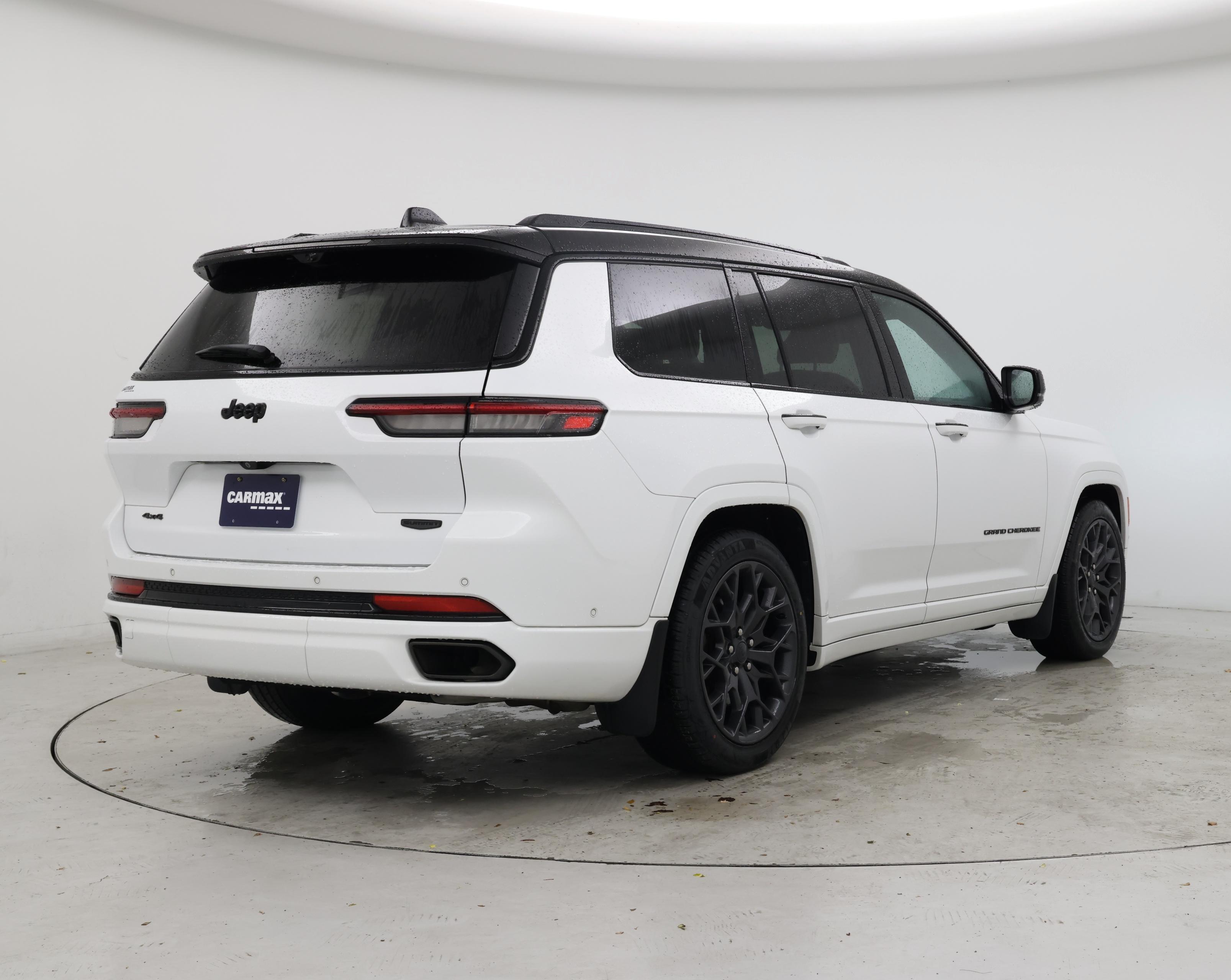 Thumbnail: 2023 Jeep Grand Cherokee L - 8