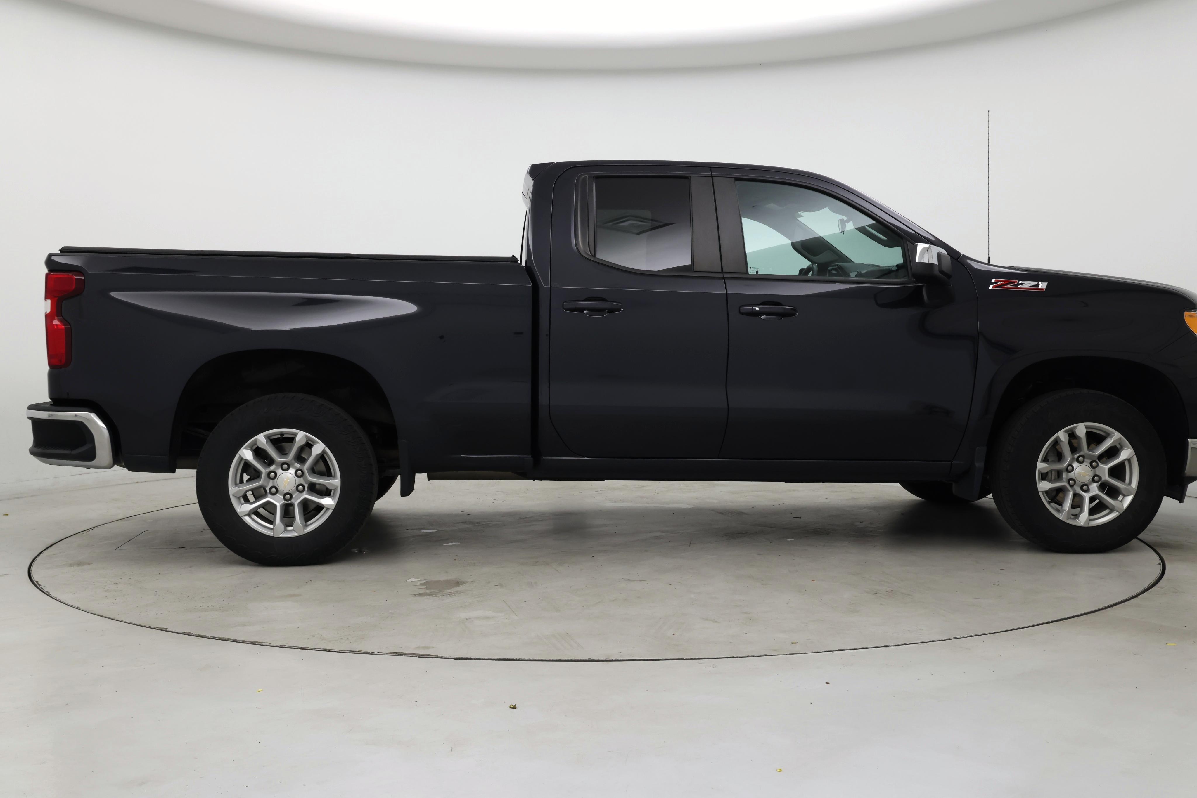 Thumbnail: 2023 Chevrolet Silverado 1500 - 7