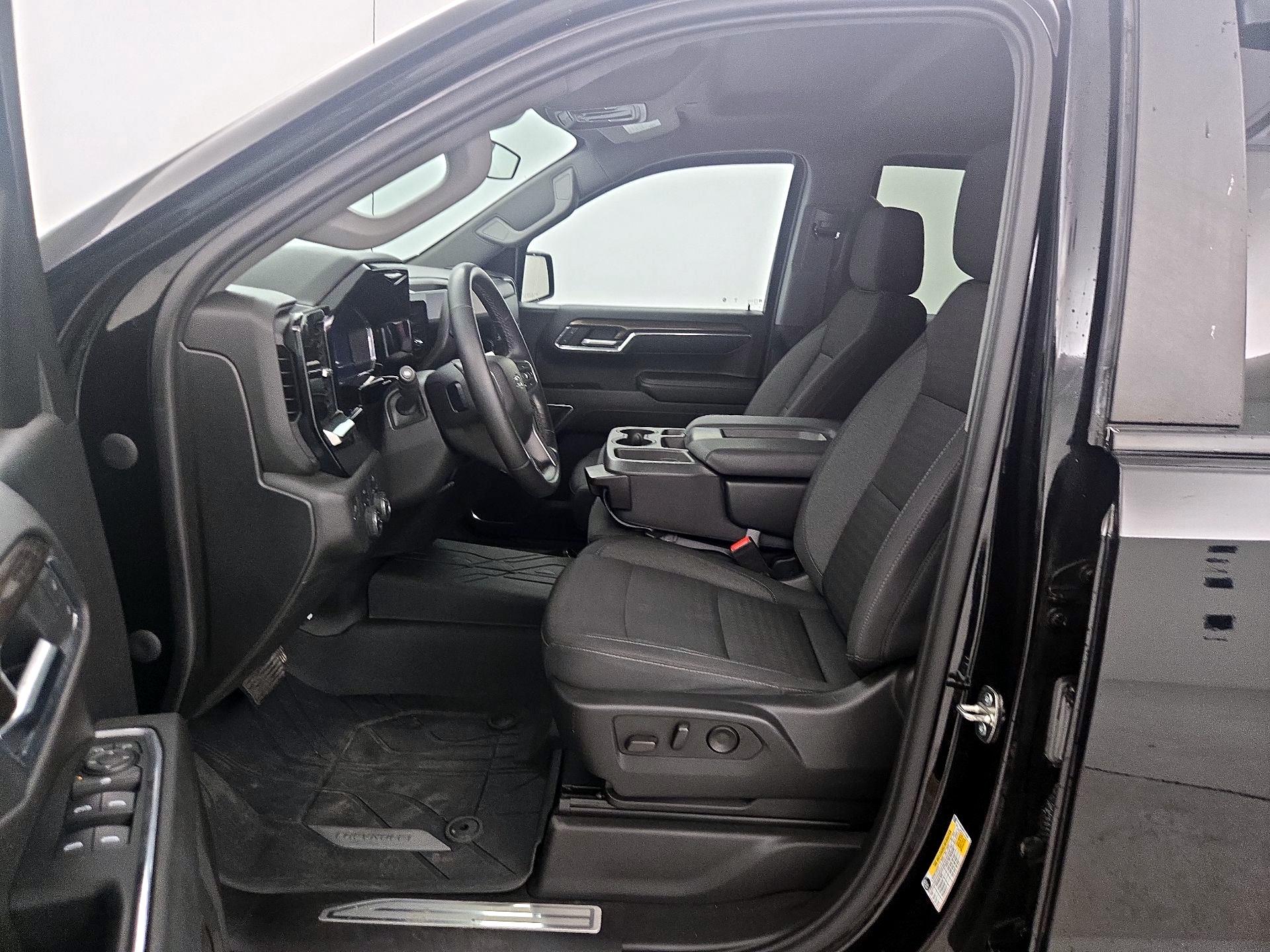 Thumbnail: 2023 Chevrolet Silverado 1500 - 11