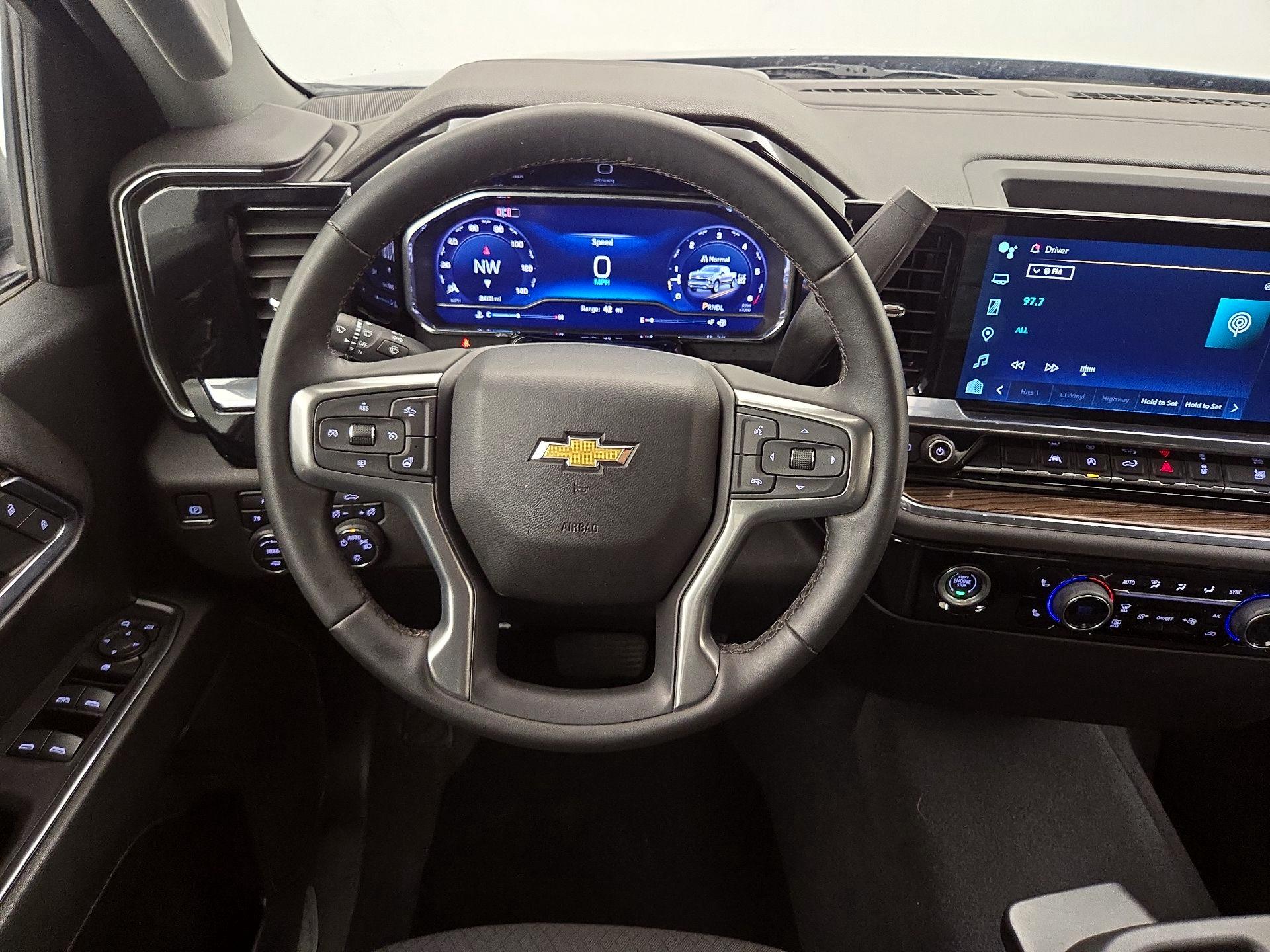 Thumbnail: 2024 Chevrolet Silverado 1500 - 10