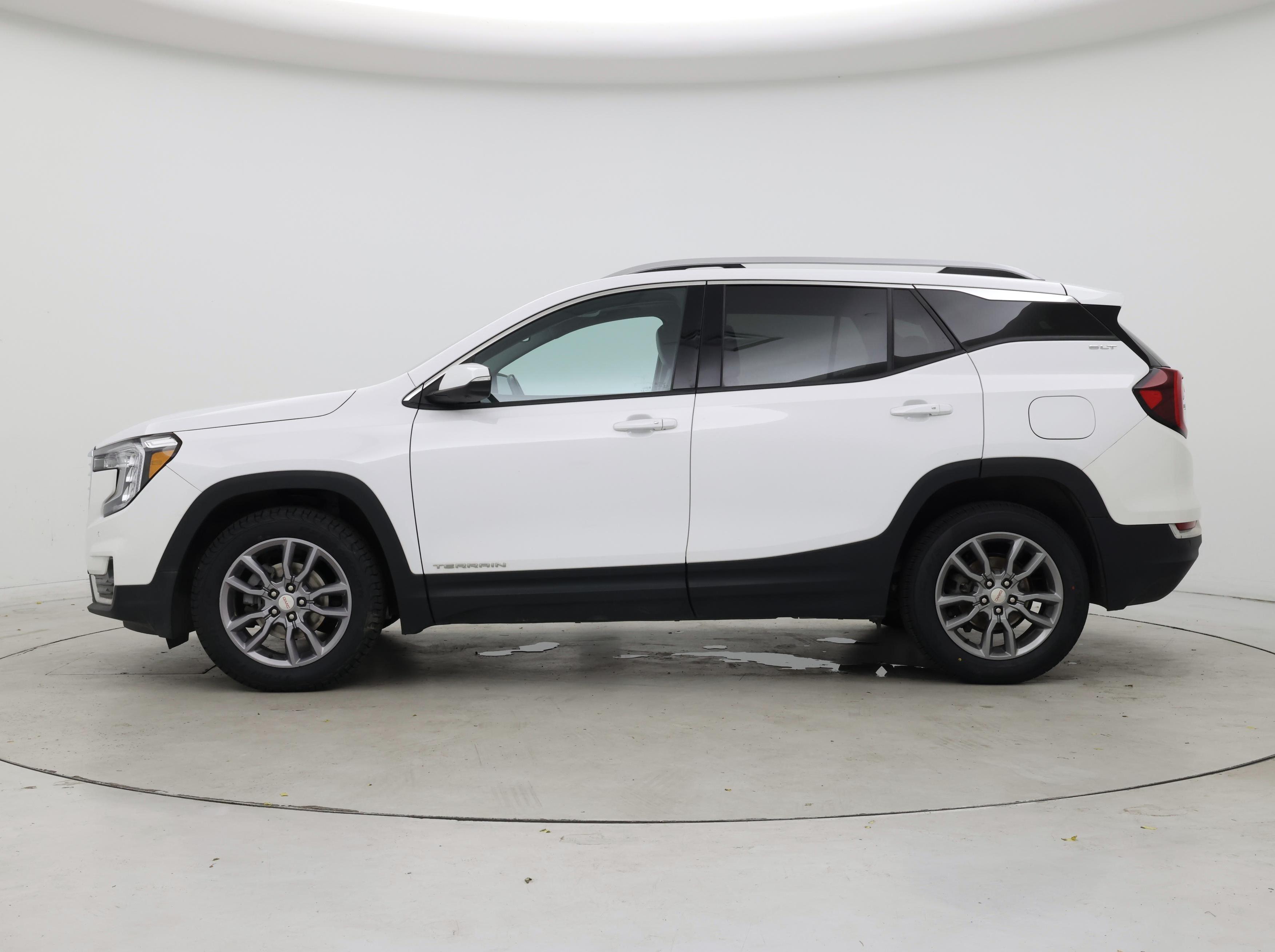Thumbnail: 2022 GMC Terrain - 3