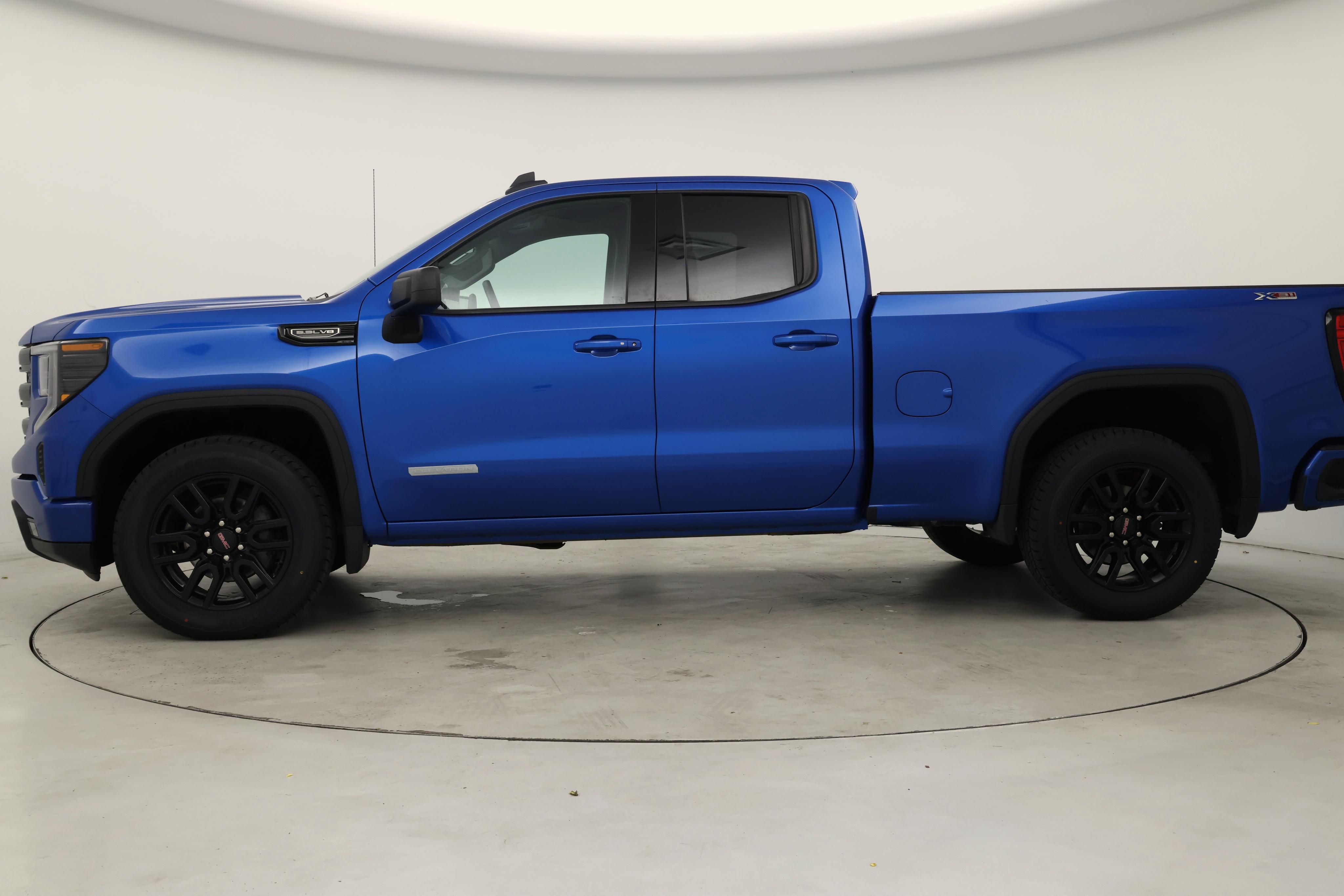 Thumbnail: 2023 GMC Sierra 1500 - 3