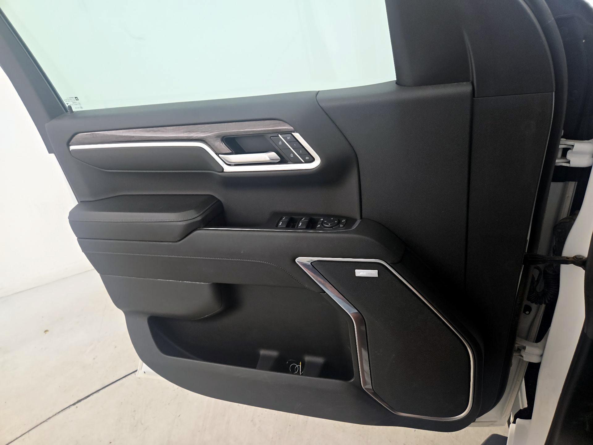 Thumbnail: 2023 Chevrolet Silverado 1500 - 12