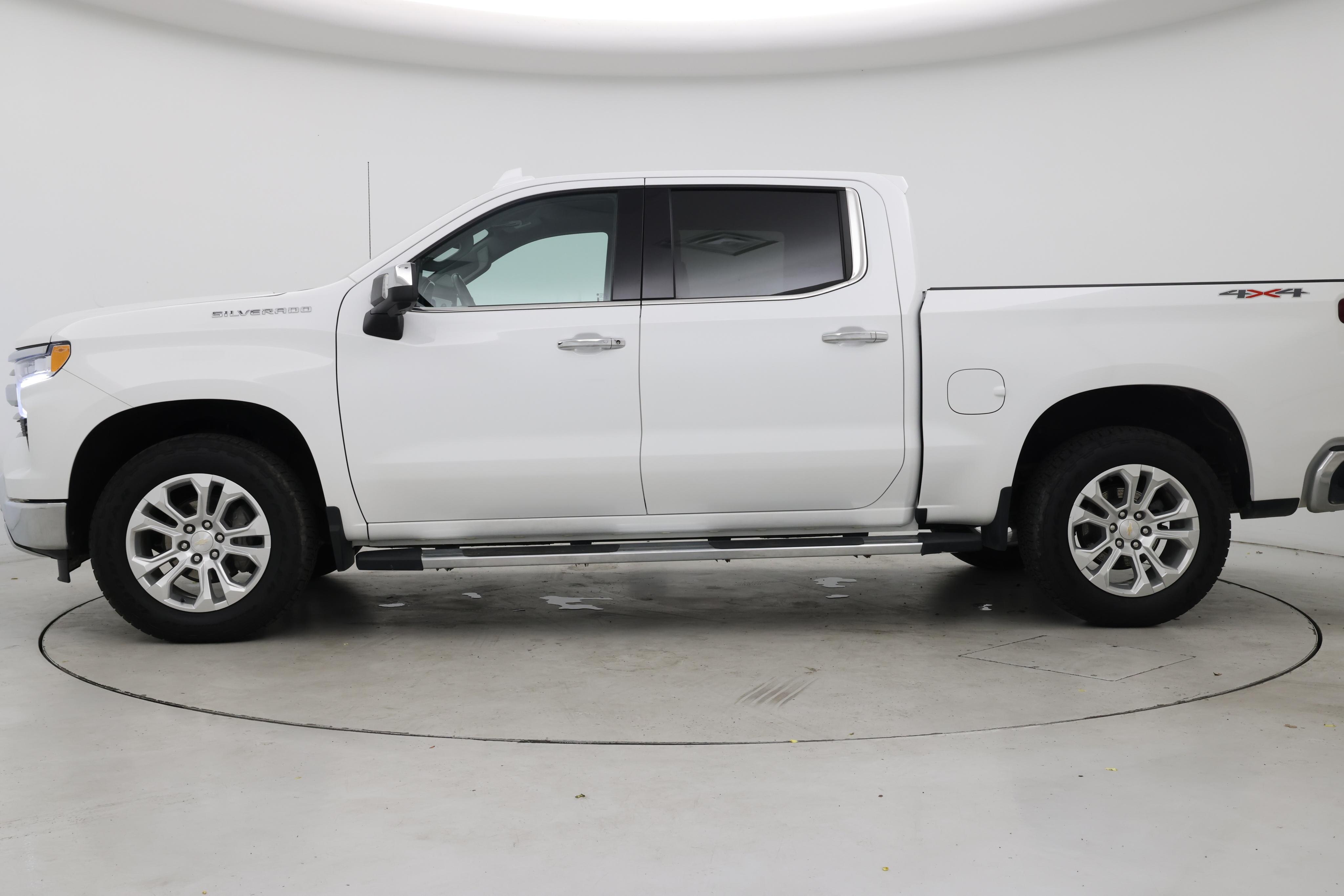 Thumbnail: 2023 Chevrolet Silverado 1500 - 3