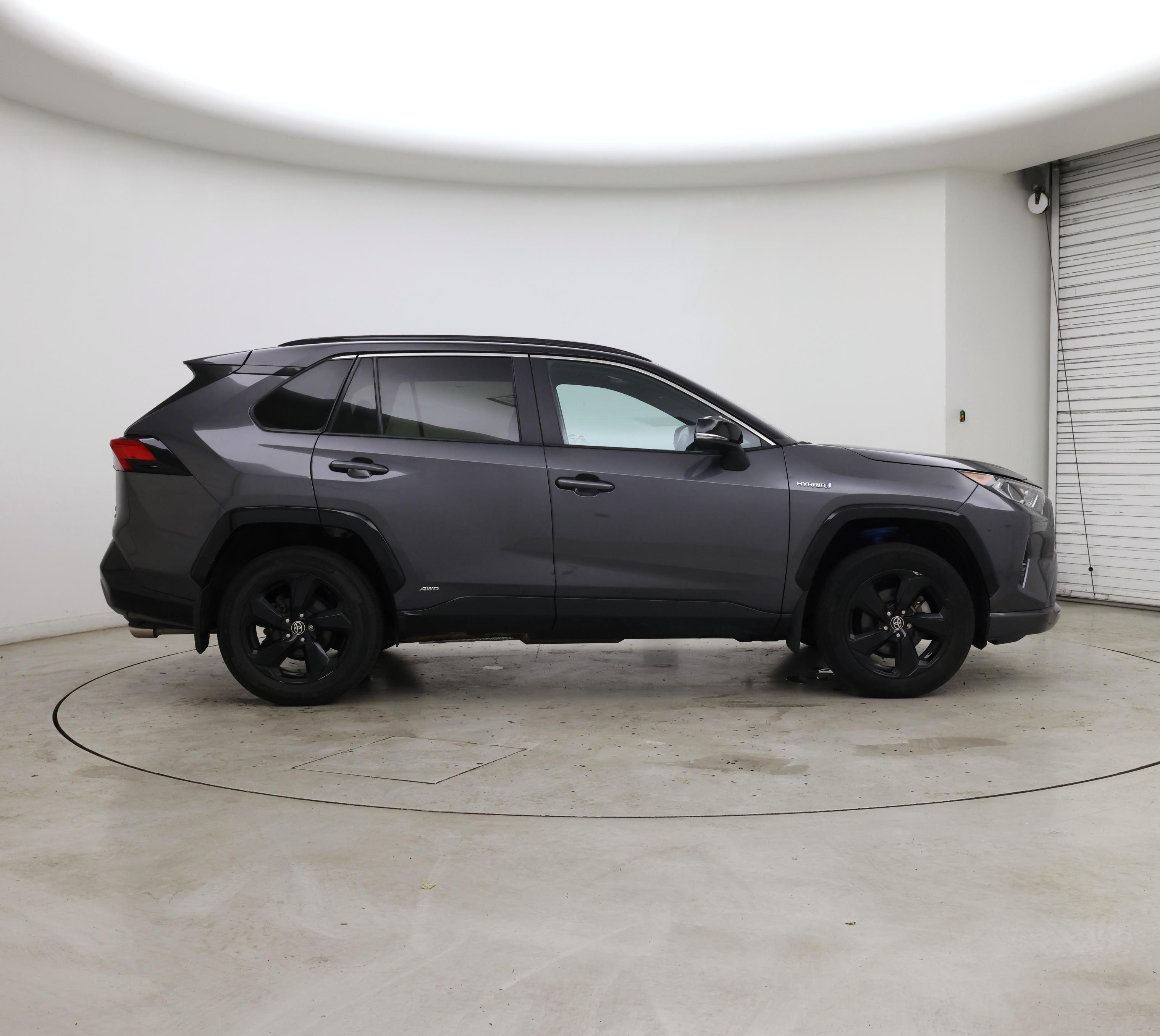 Thumbnail: 2021 Toyota RAV4 - 7