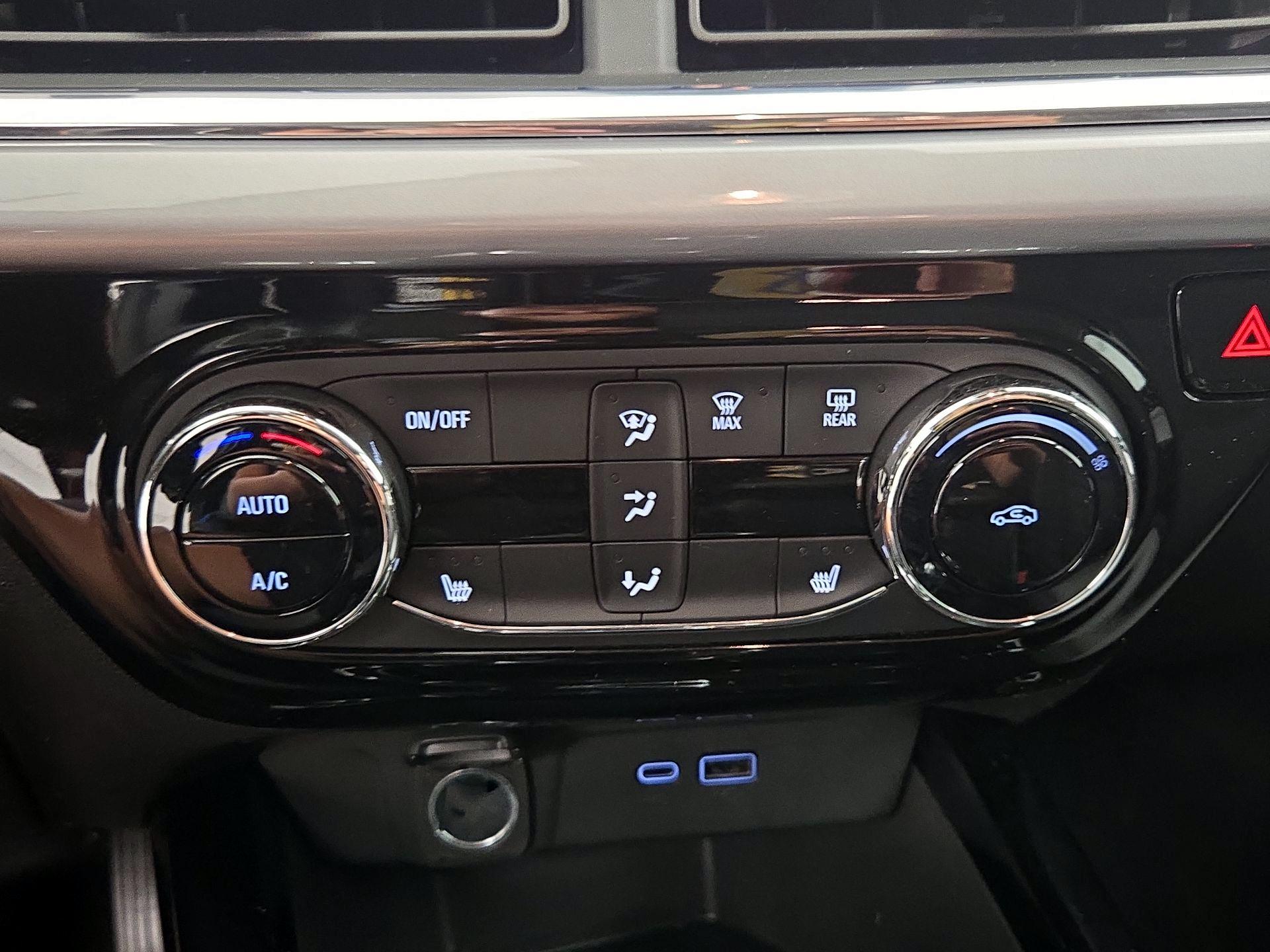 Thumbnail: 2024 Chevrolet Trax - 16