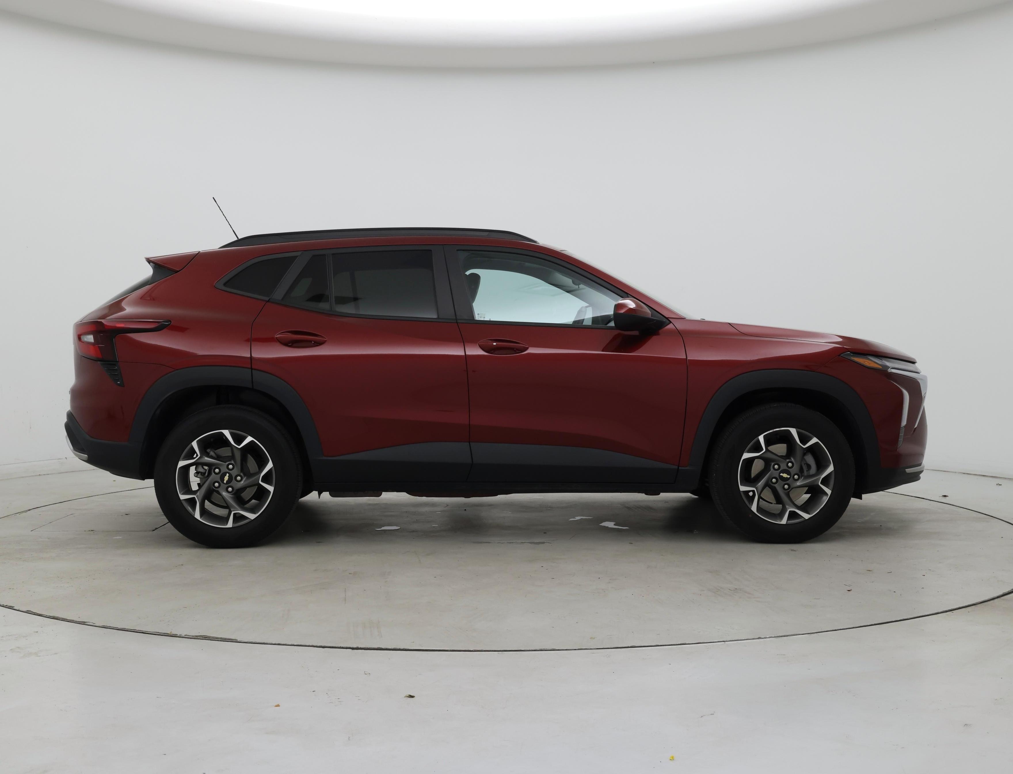 Thumbnail: 2024 Chevrolet Trax - 7