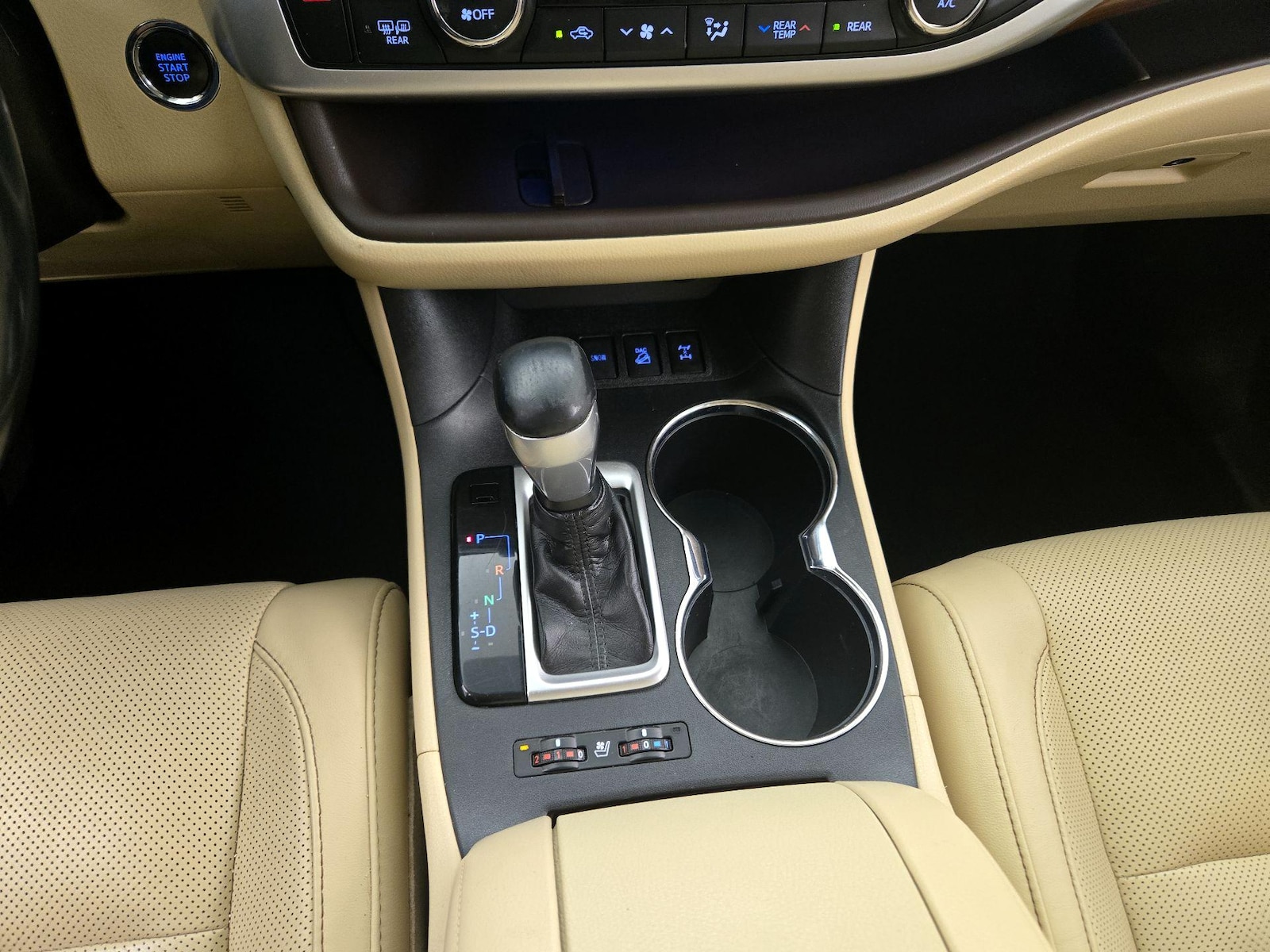 2018 Toyota Highlander Limited - Photo 17