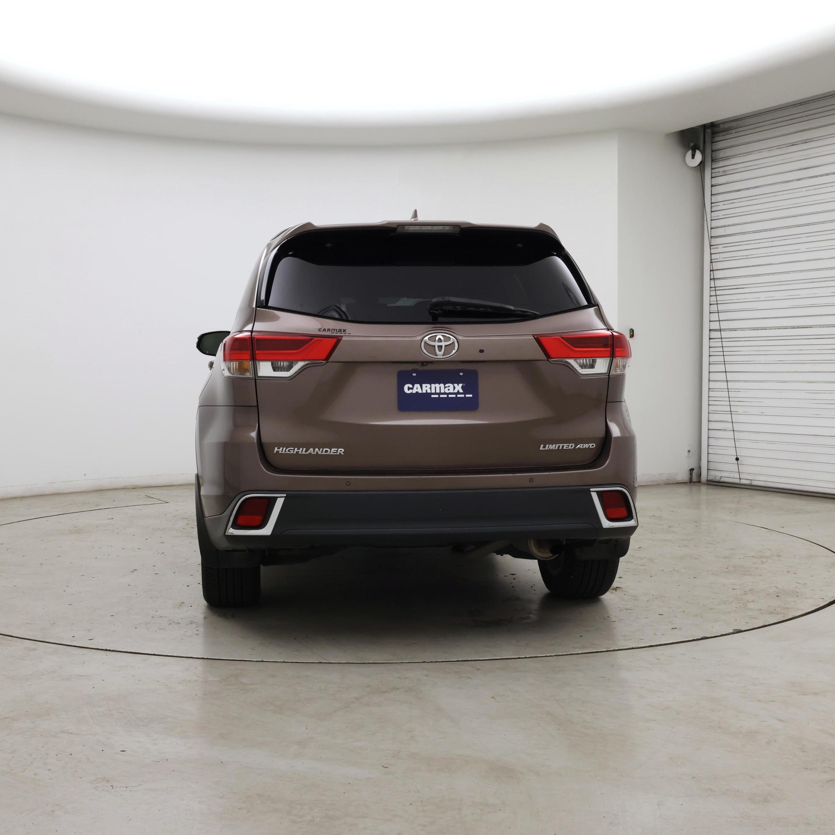 Thumbnail: 2018 Toyota Highlander - 6