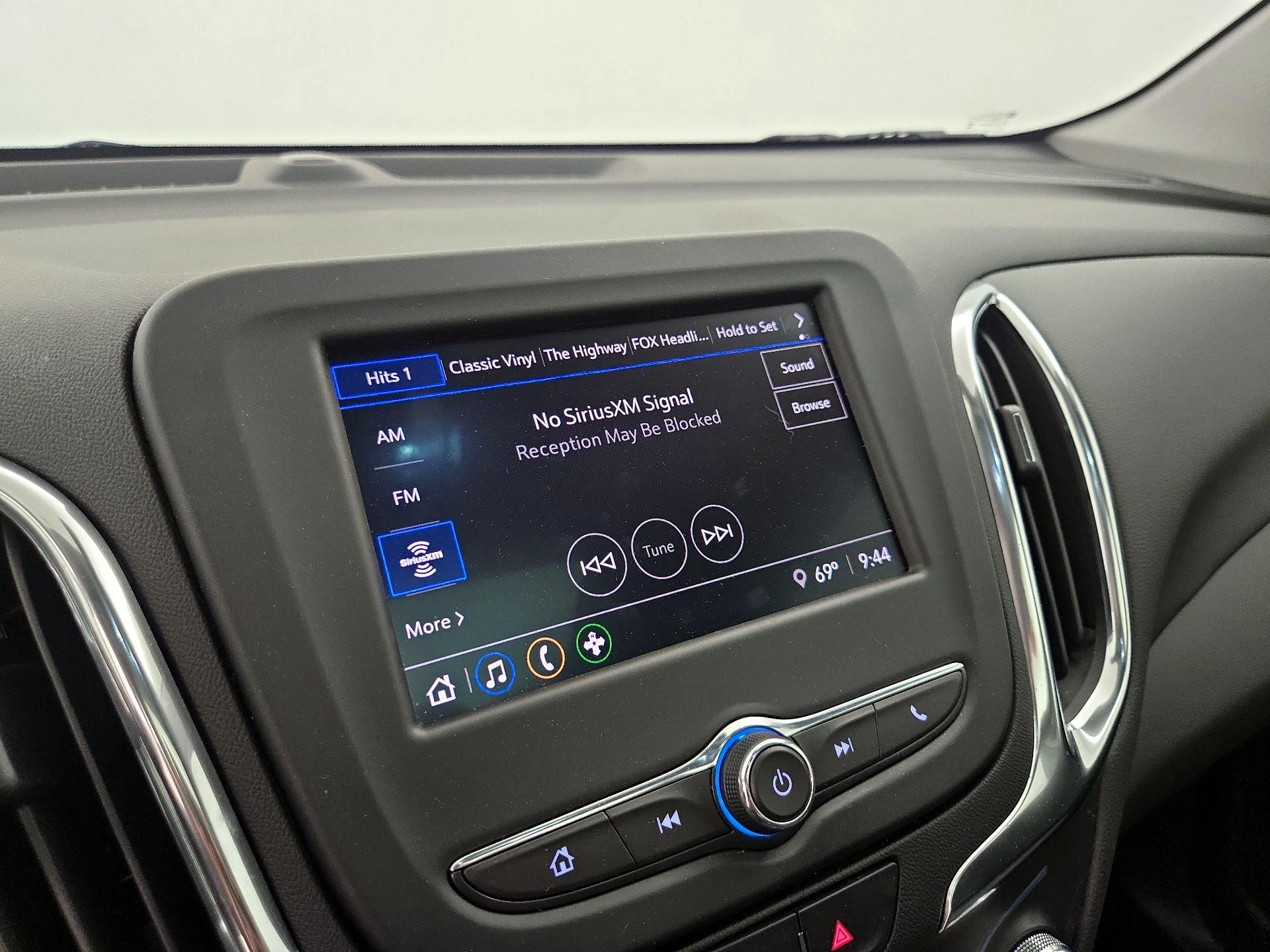 Thumbnail: 2023 Chevrolet Equinox - 15
