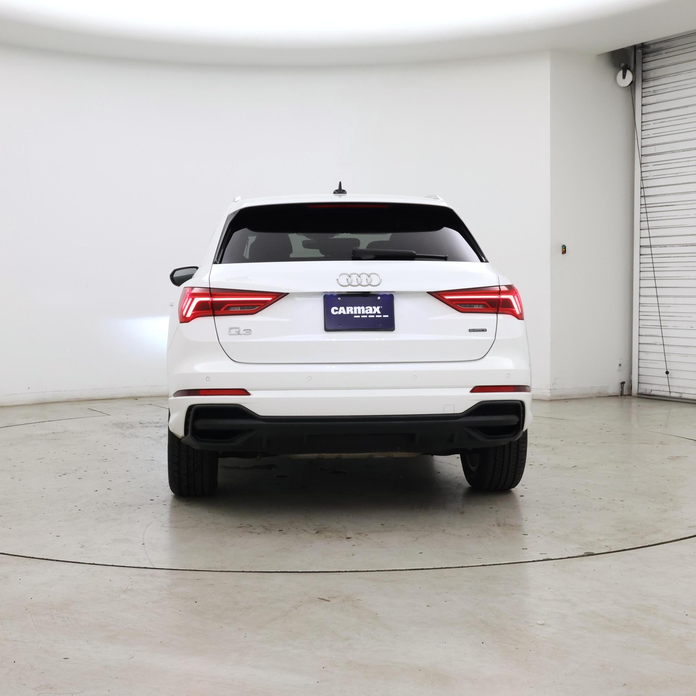 Thumbnail: 2023 Audi Q3 - 6