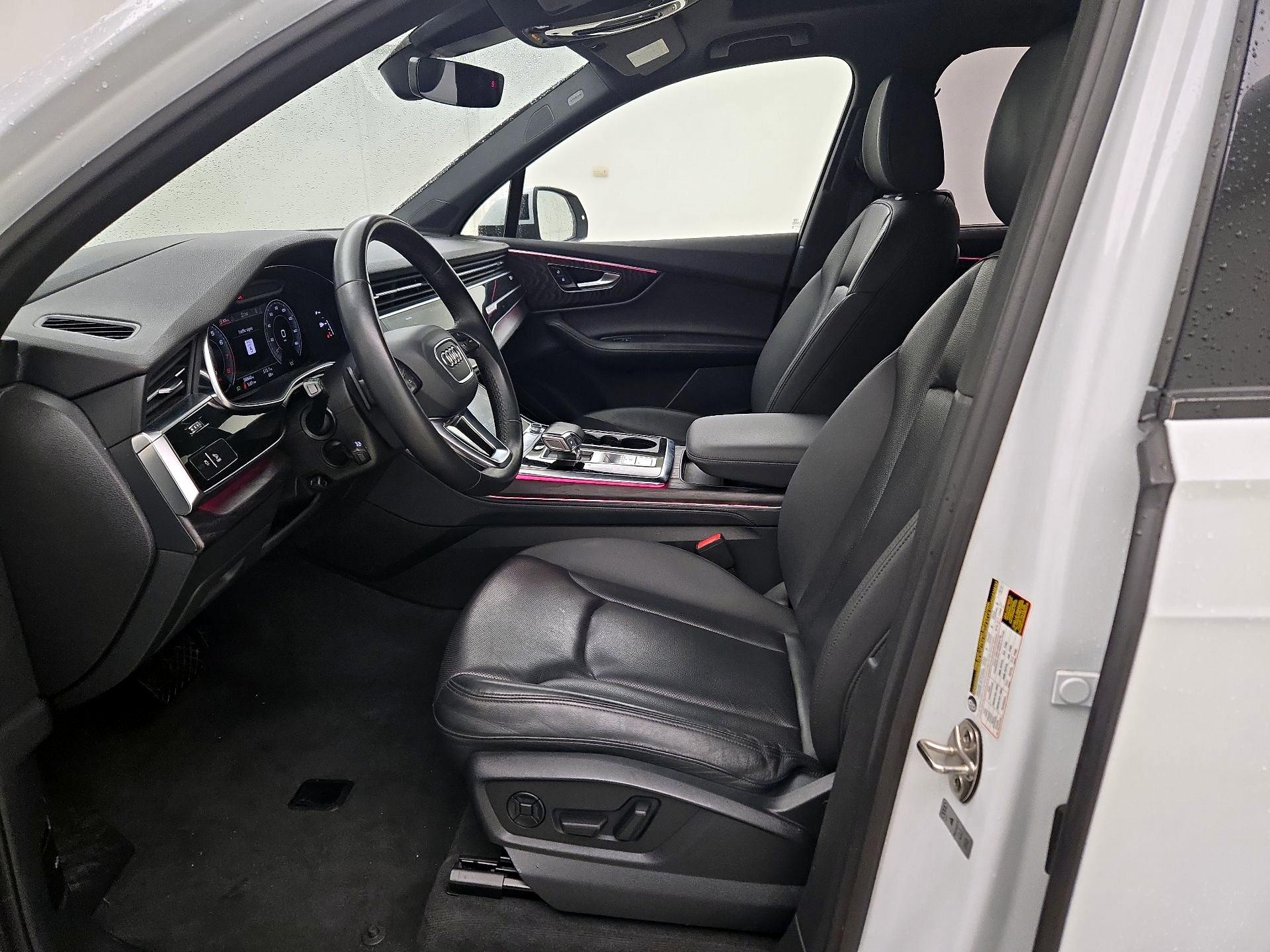 Thumbnail: 2022 Audi Q7 - 11