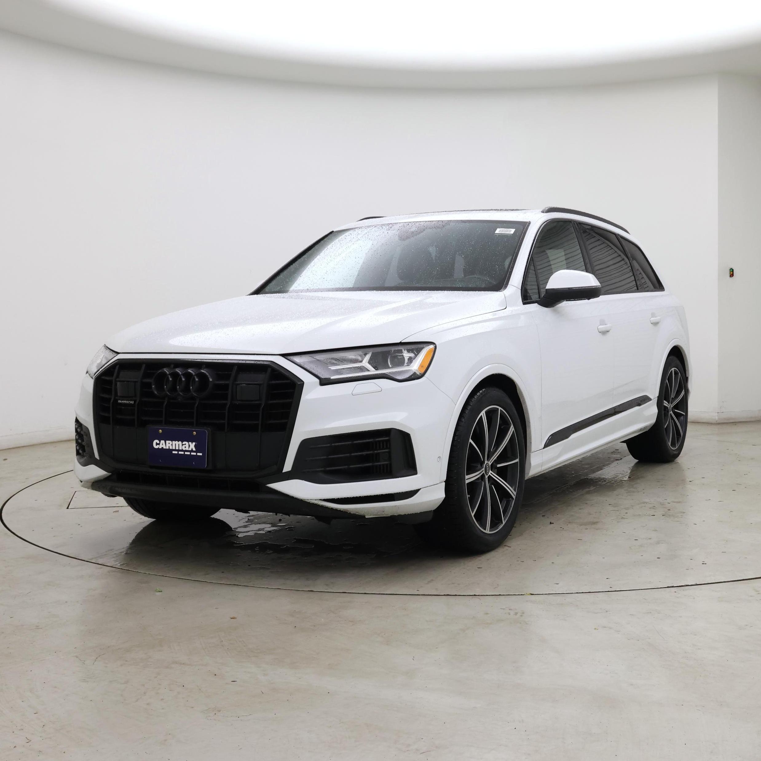 Thumbnail: 2022 Audi Q7 - 4