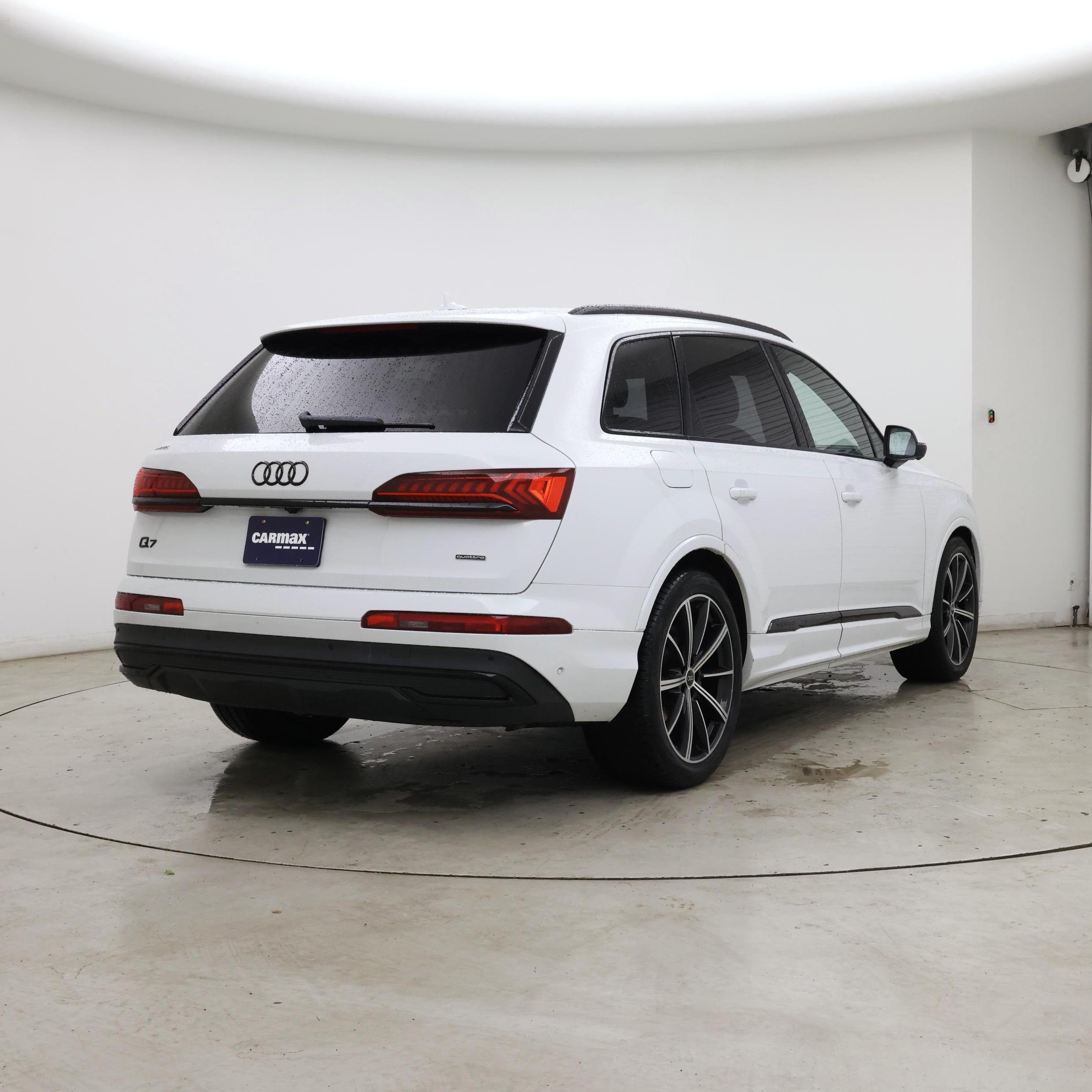 Thumbnail: 2022 Audi Q7 - 8