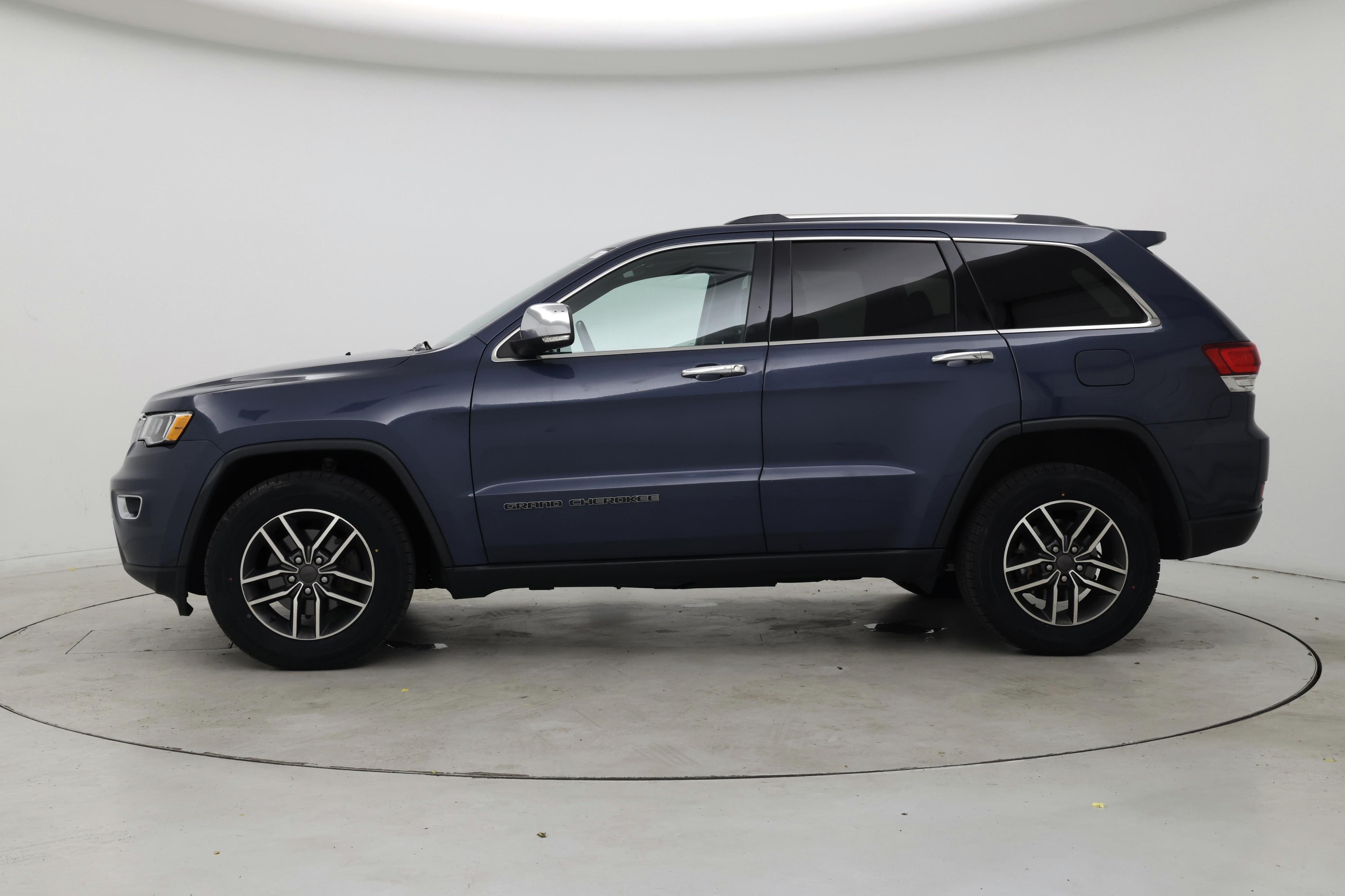 Thumbnail: 2020 Jeep Grand Cherokee - 3