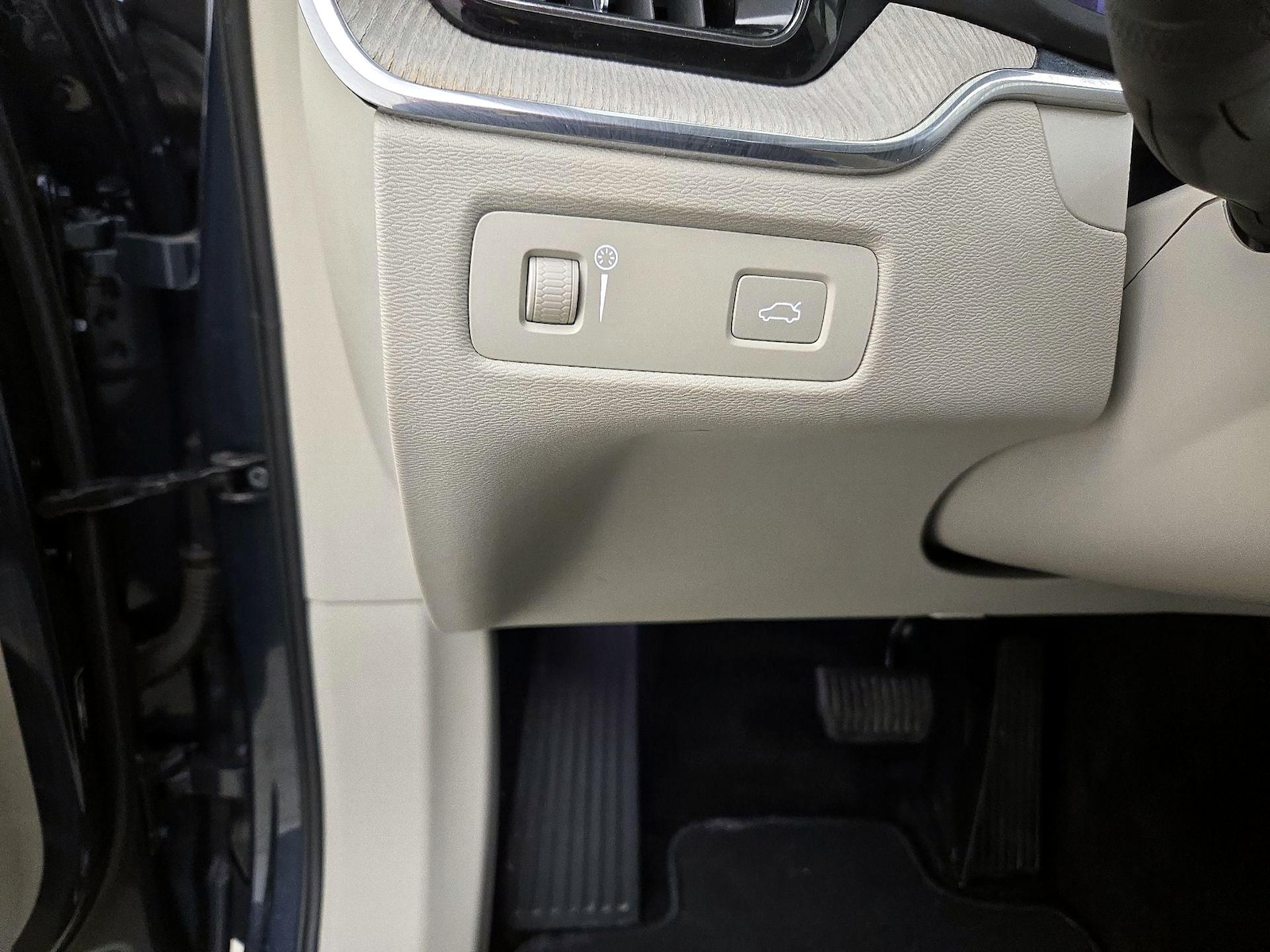 2022 Volvo XC60 Inscription - Photo 14