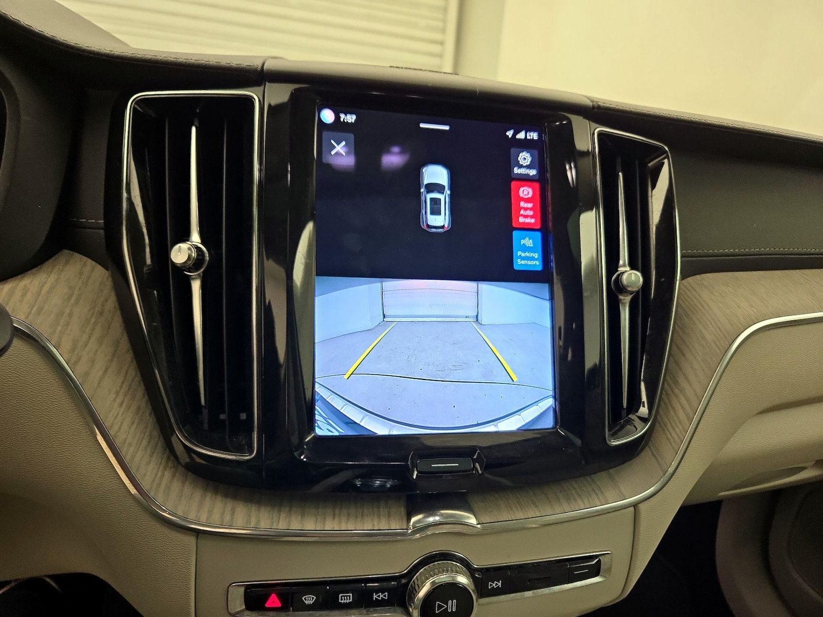 2022 Volvo XC60 Inscription - Photo 15