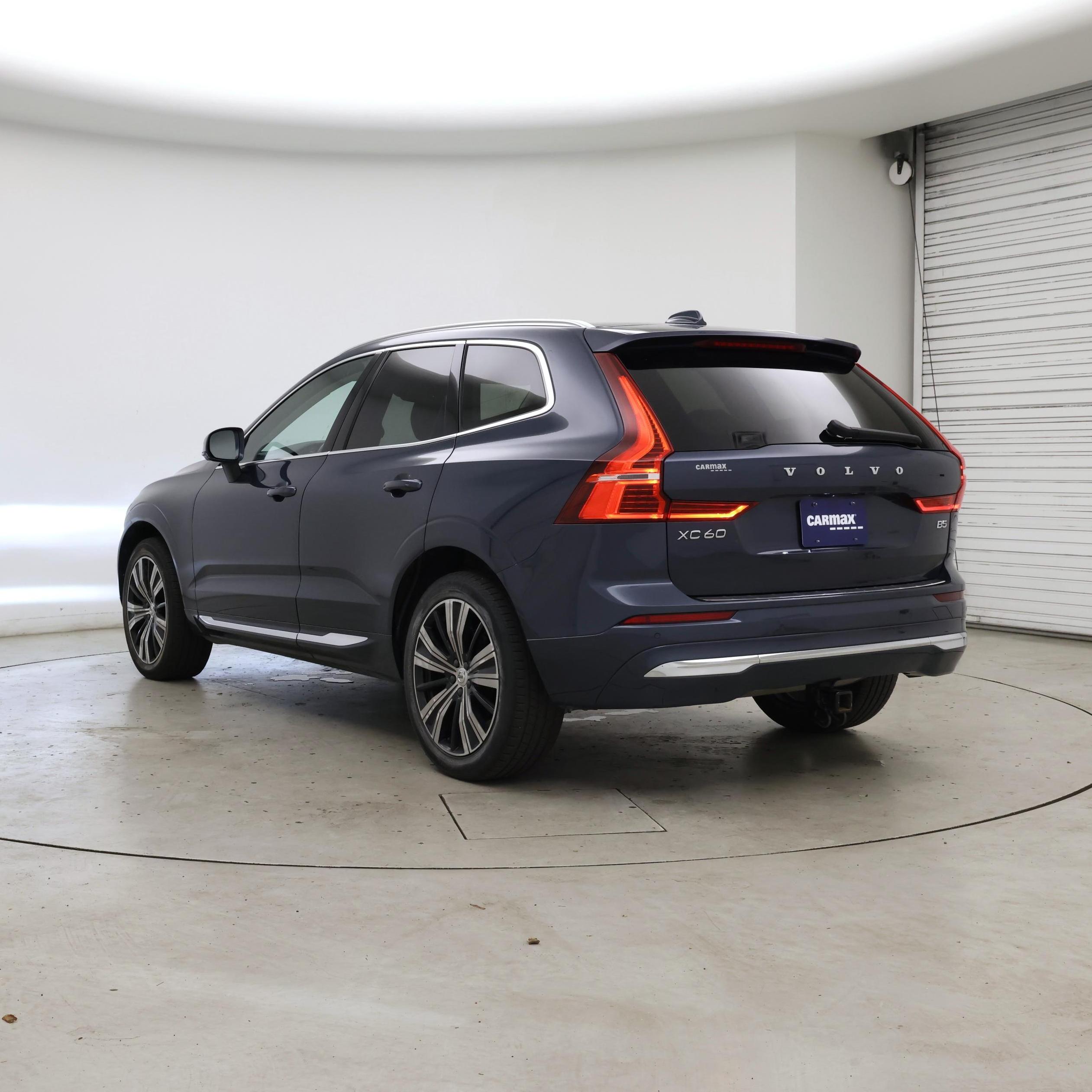 Thumbnail: 2022 Volvo XC60 - 2