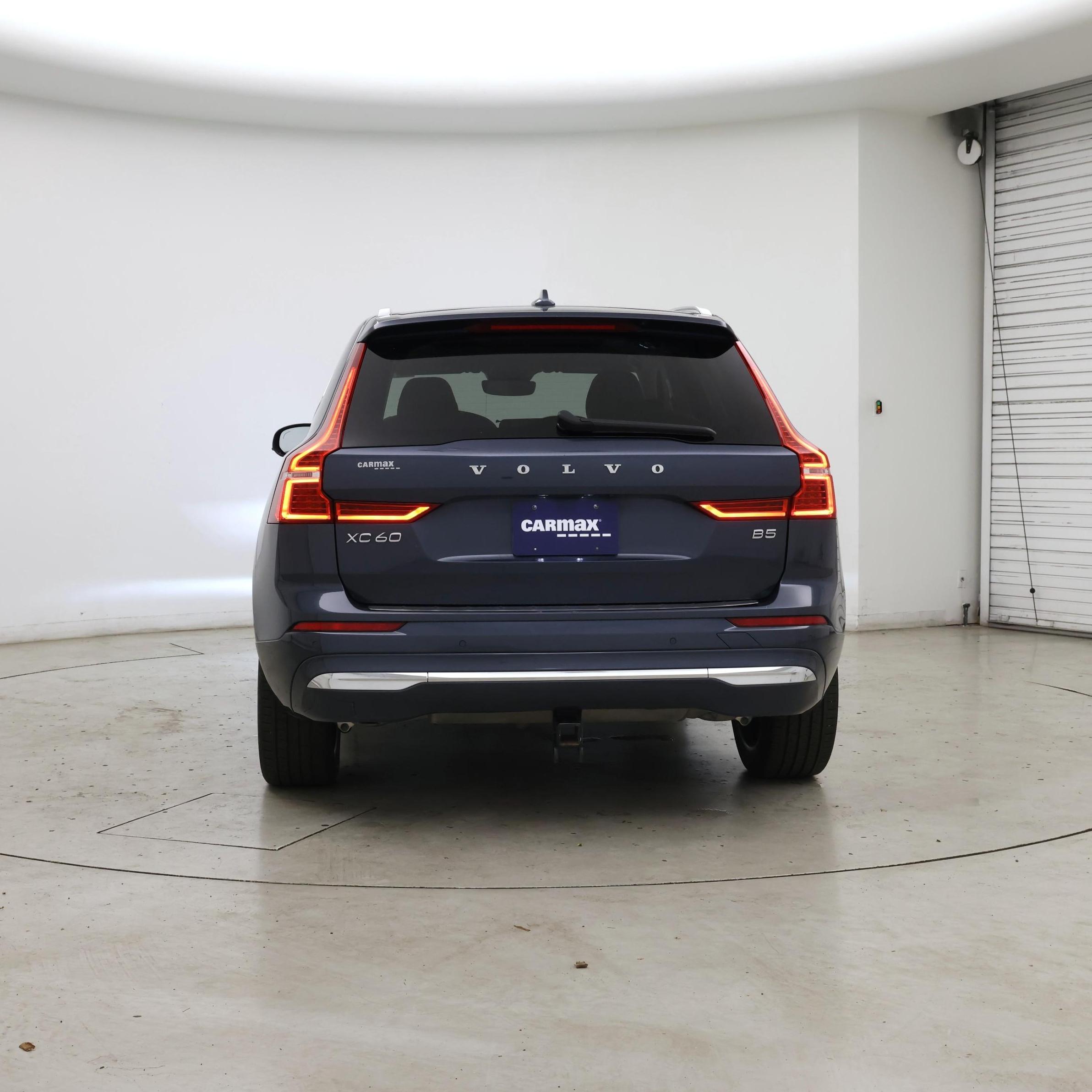 Thumbnail: 2022 Volvo XC60 - 6