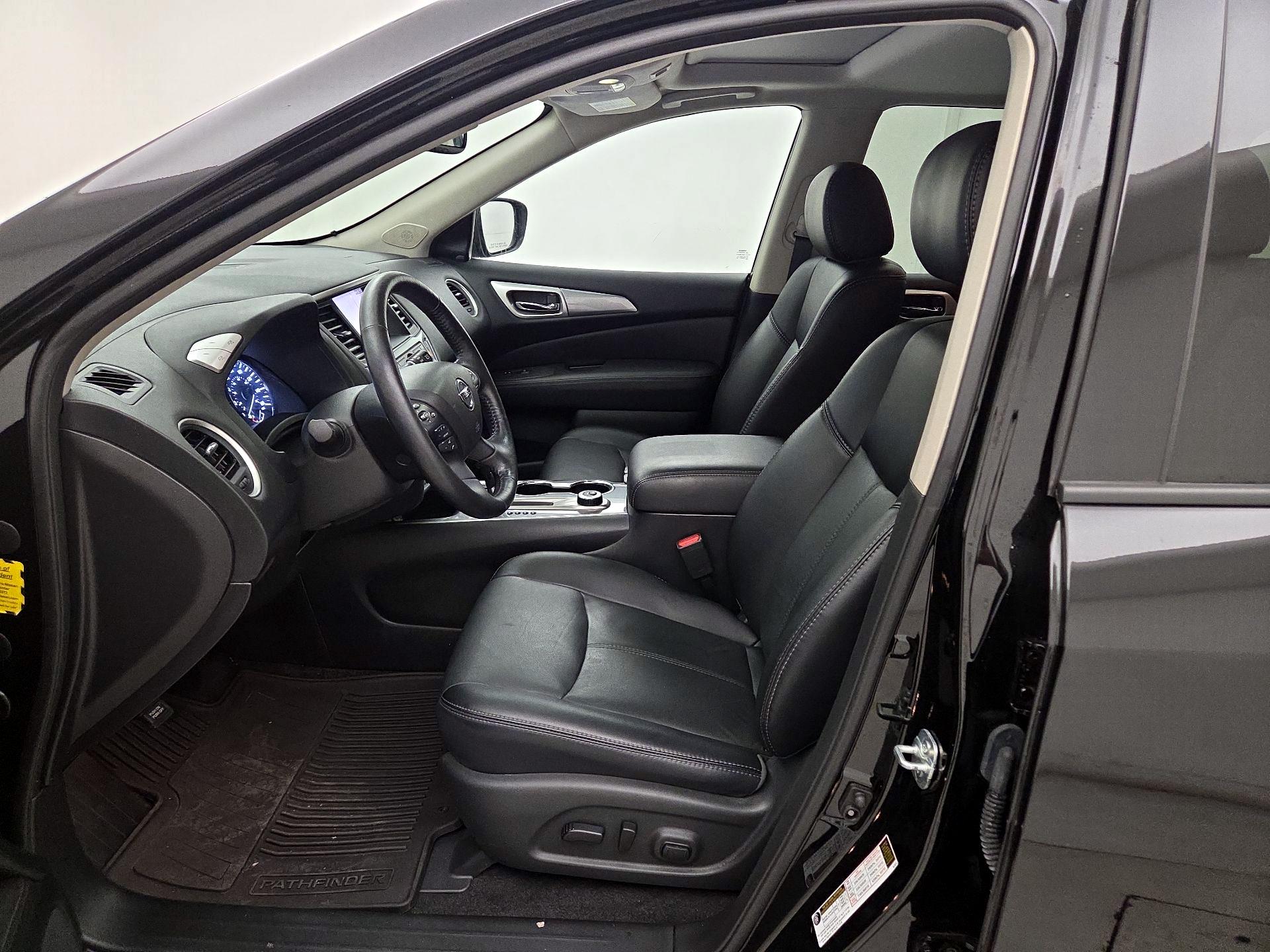 Thumbnail: 2018 Nissan Pathfinder - 11