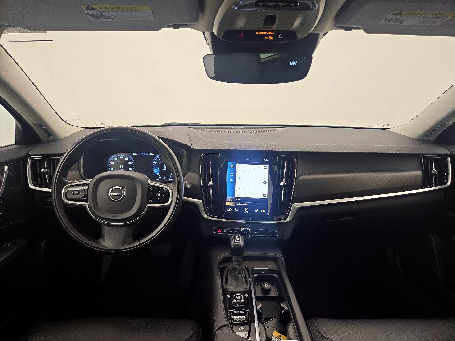 Thumbnail: 2020 Volvo V90 - 9