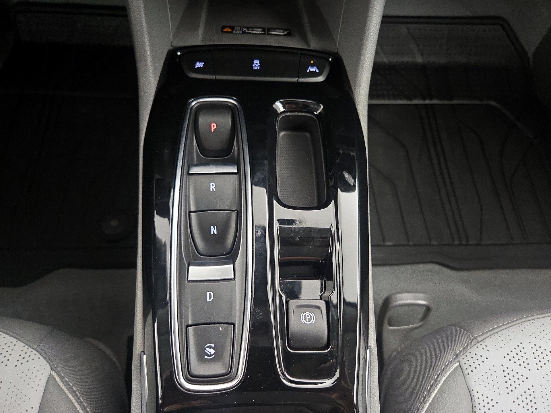 Thumbnail: 2023 Chevrolet Bolt EUV - 17