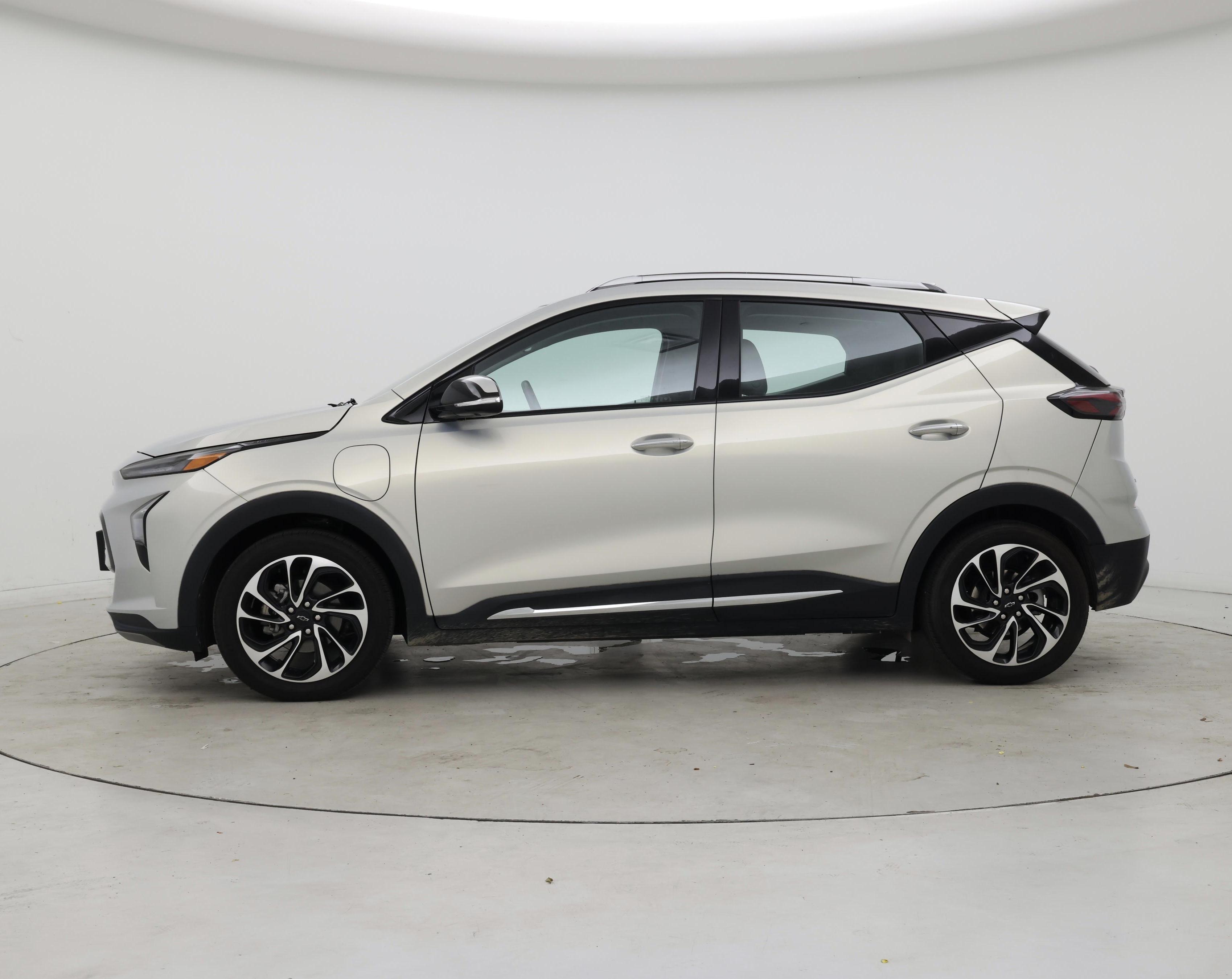Thumbnail: 2023 Chevrolet Bolt EUV - 3