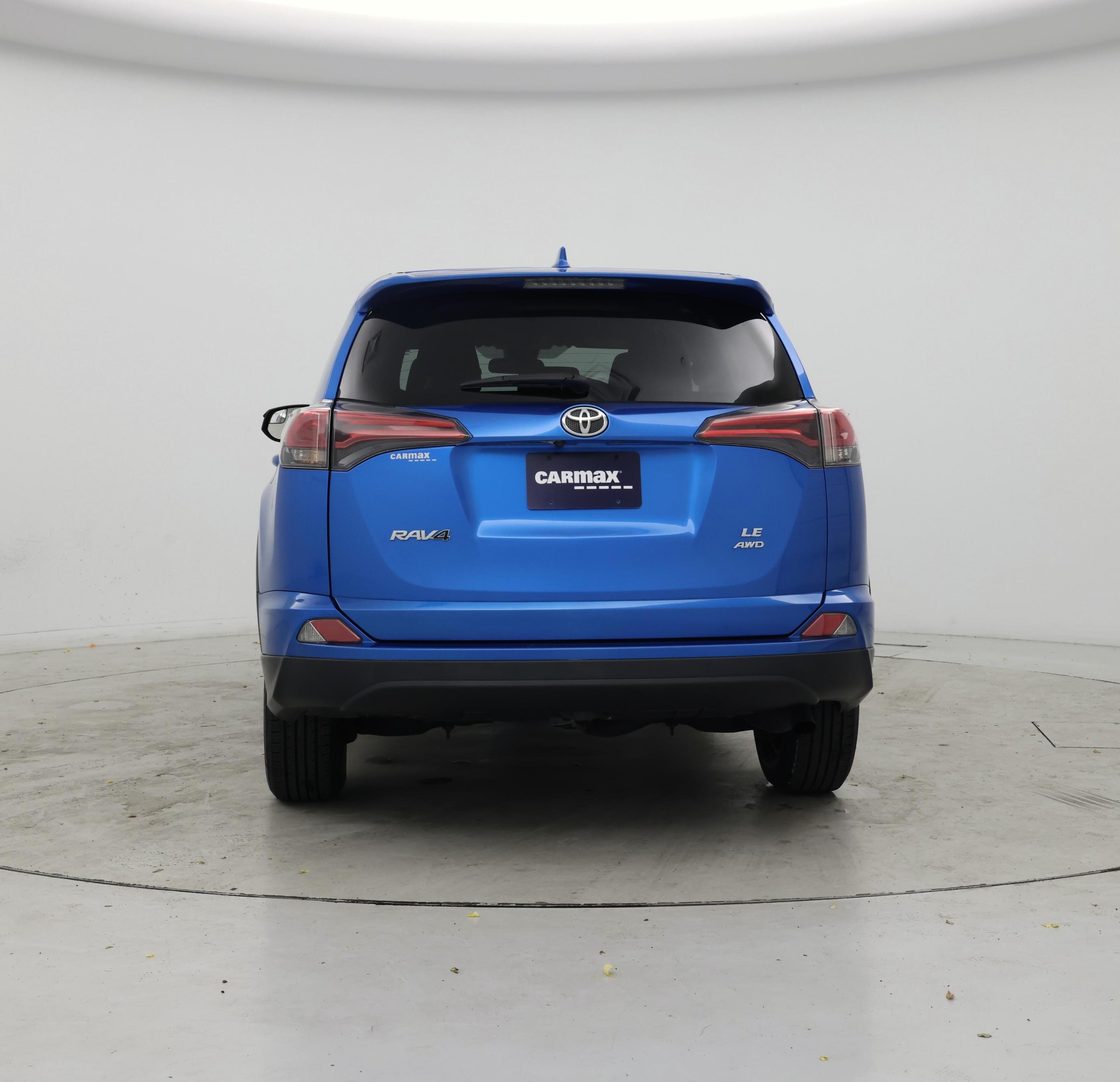 Thumbnail: 2018 Toyota RAV4 - 6