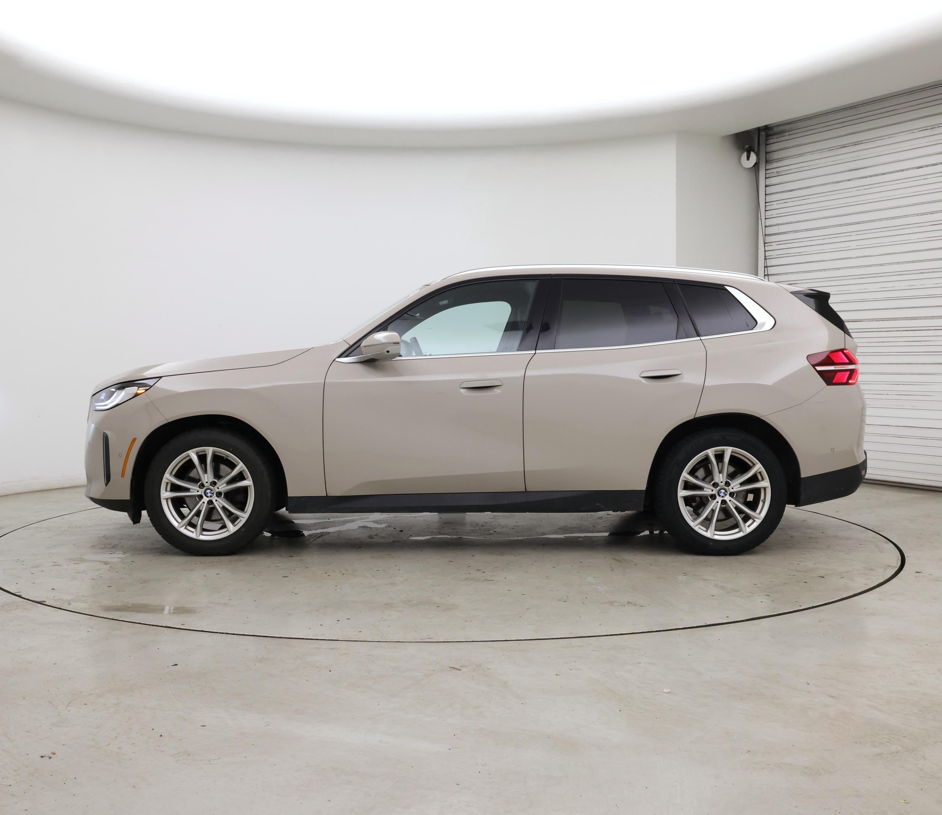 Thumbnail: 2025 BMW X3 - 3