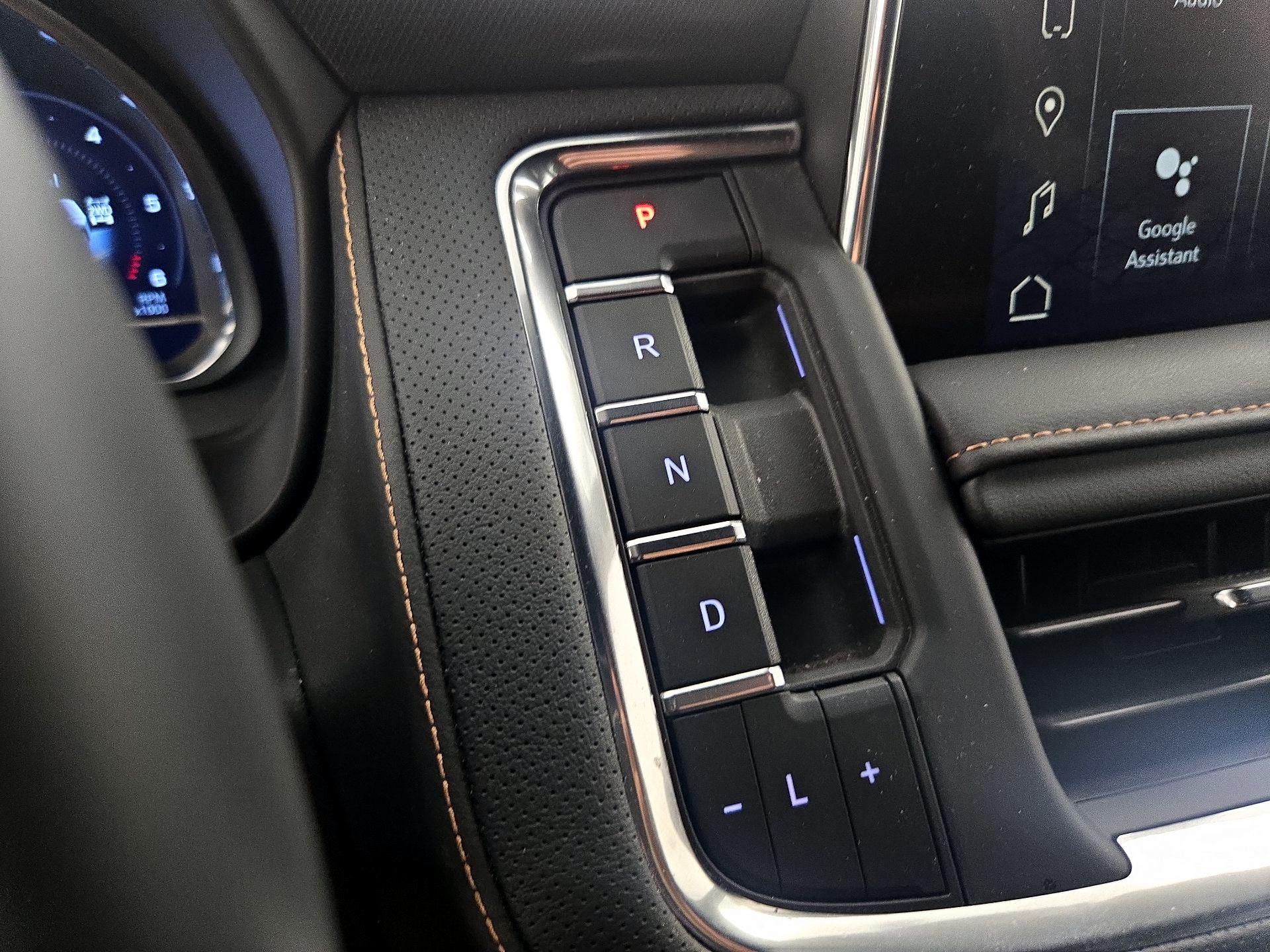Thumbnail: 2024 GMC Yukon - 18