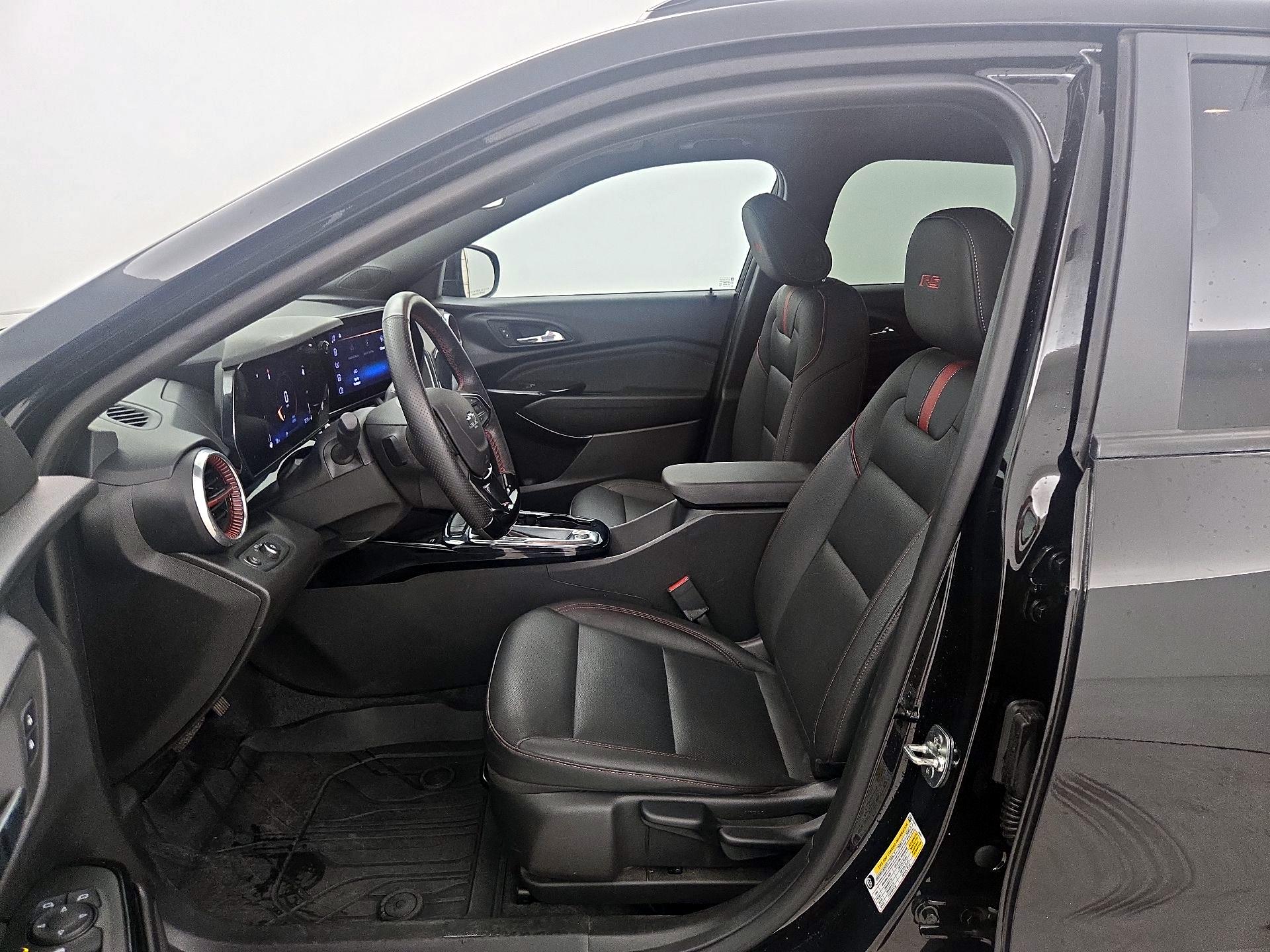 Thumbnail: 2025 Chevrolet Trax - 11