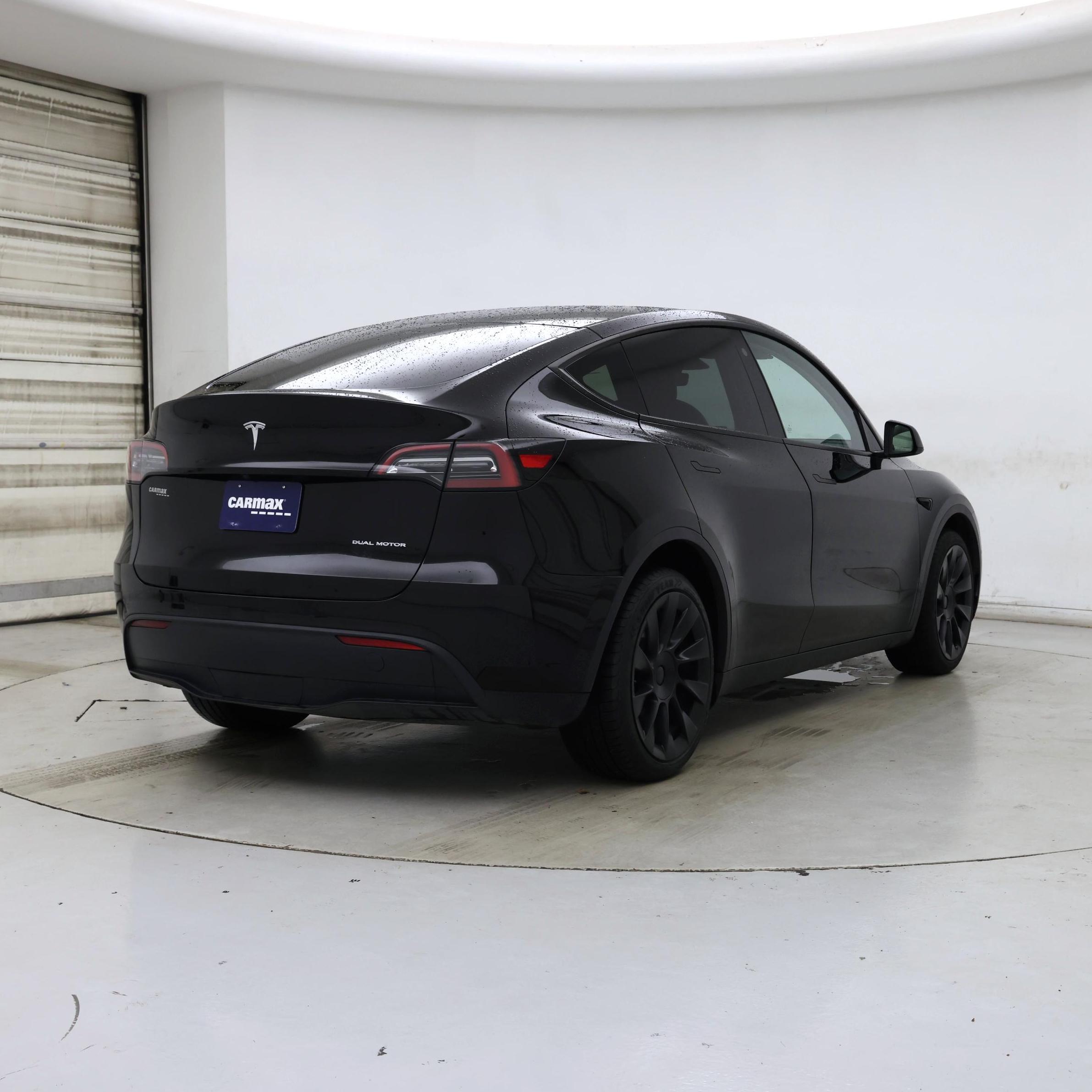 Thumbnail: 2022 Tesla Model Y - 8