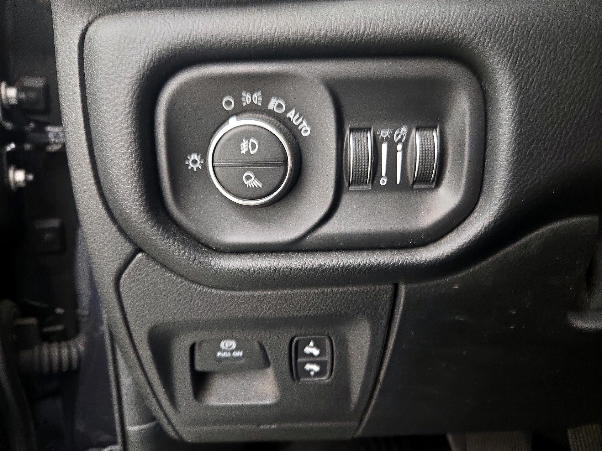 Thumbnail: 2020 RAM 1500 - 13