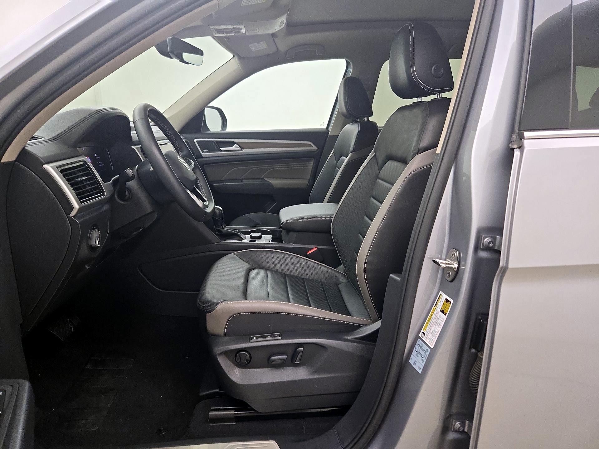 Thumbnail: 2021 Volkswagen Atlas - 11