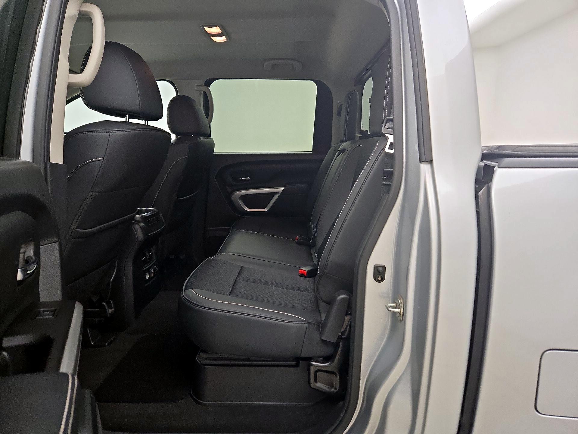 Thumbnail: 2019 Nissan Titan - 20