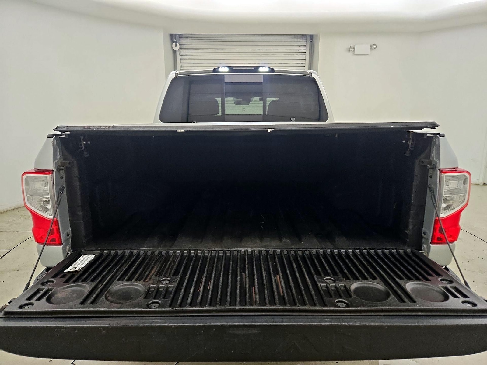 2019 Nissan Titan PRO-4X - Photo 22