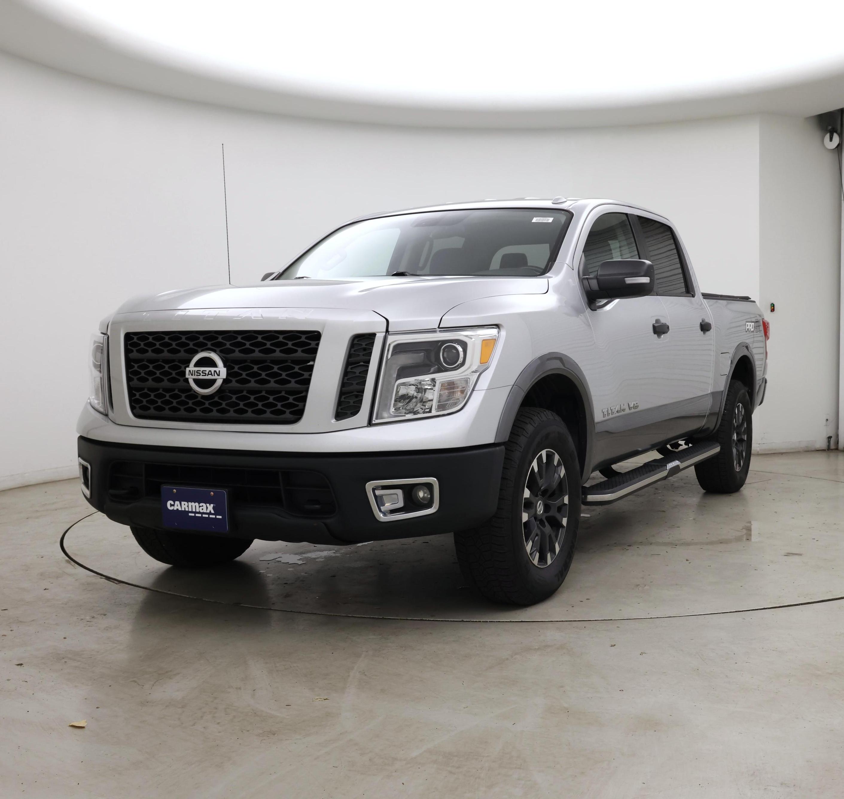 Thumbnail: 2019 Nissan Titan - 4
