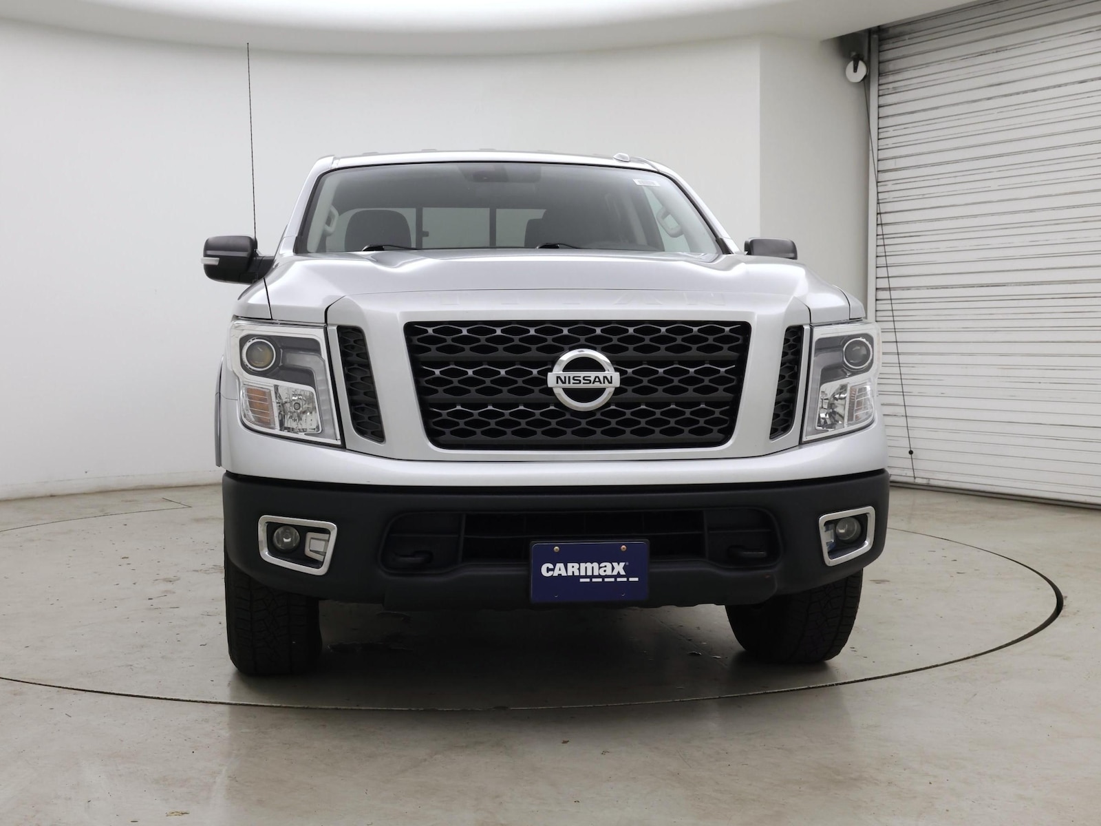 2019 Nissan Titan PRO-4X - Photo 6