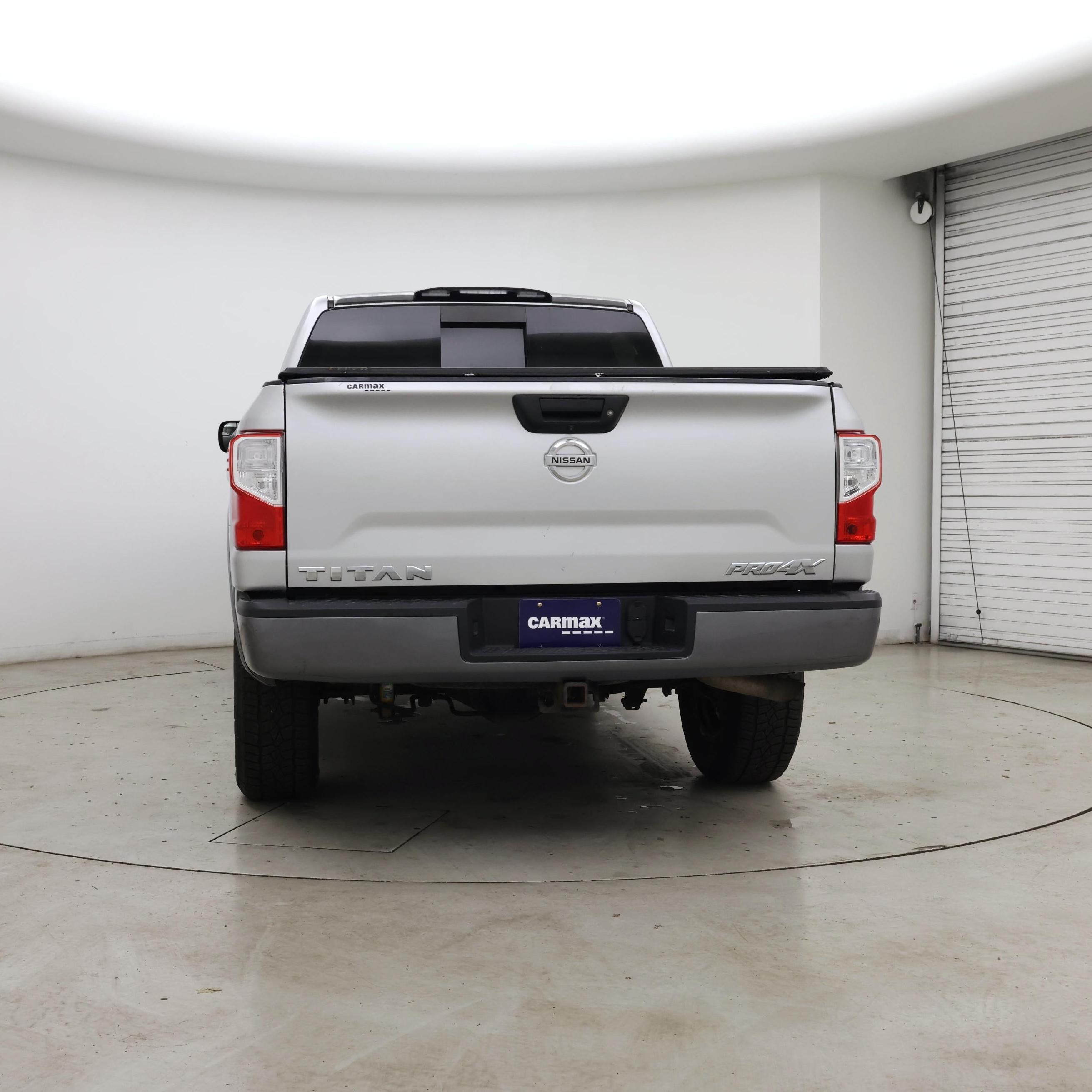 Thumbnail: 2019 Nissan Titan - 6