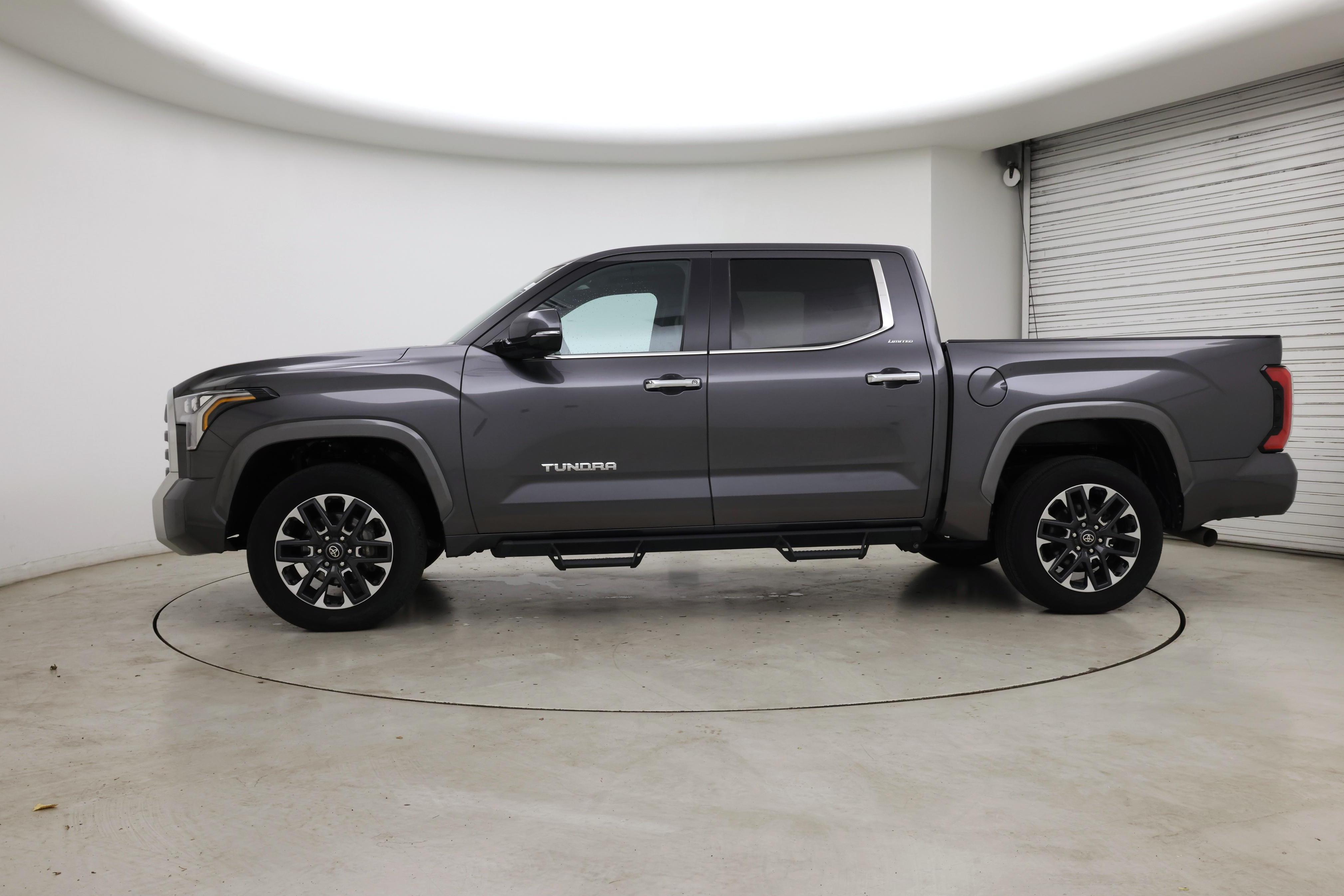 Thumbnail: 2025 Toyota Tundra - 3