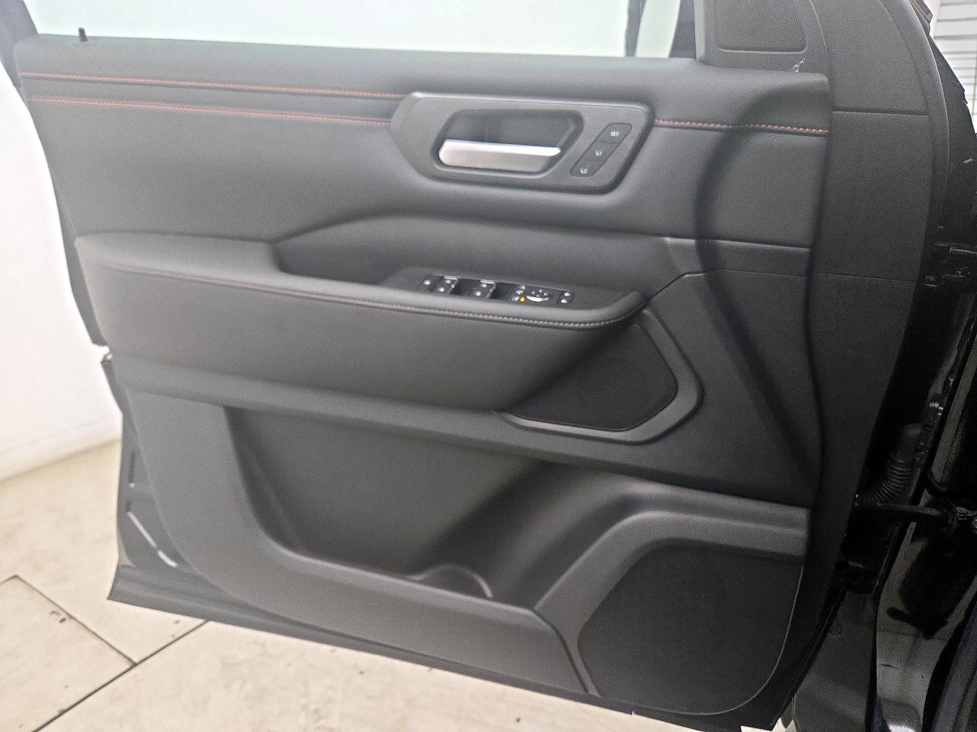 Thumbnail: 2025 Nissan Armada - 12