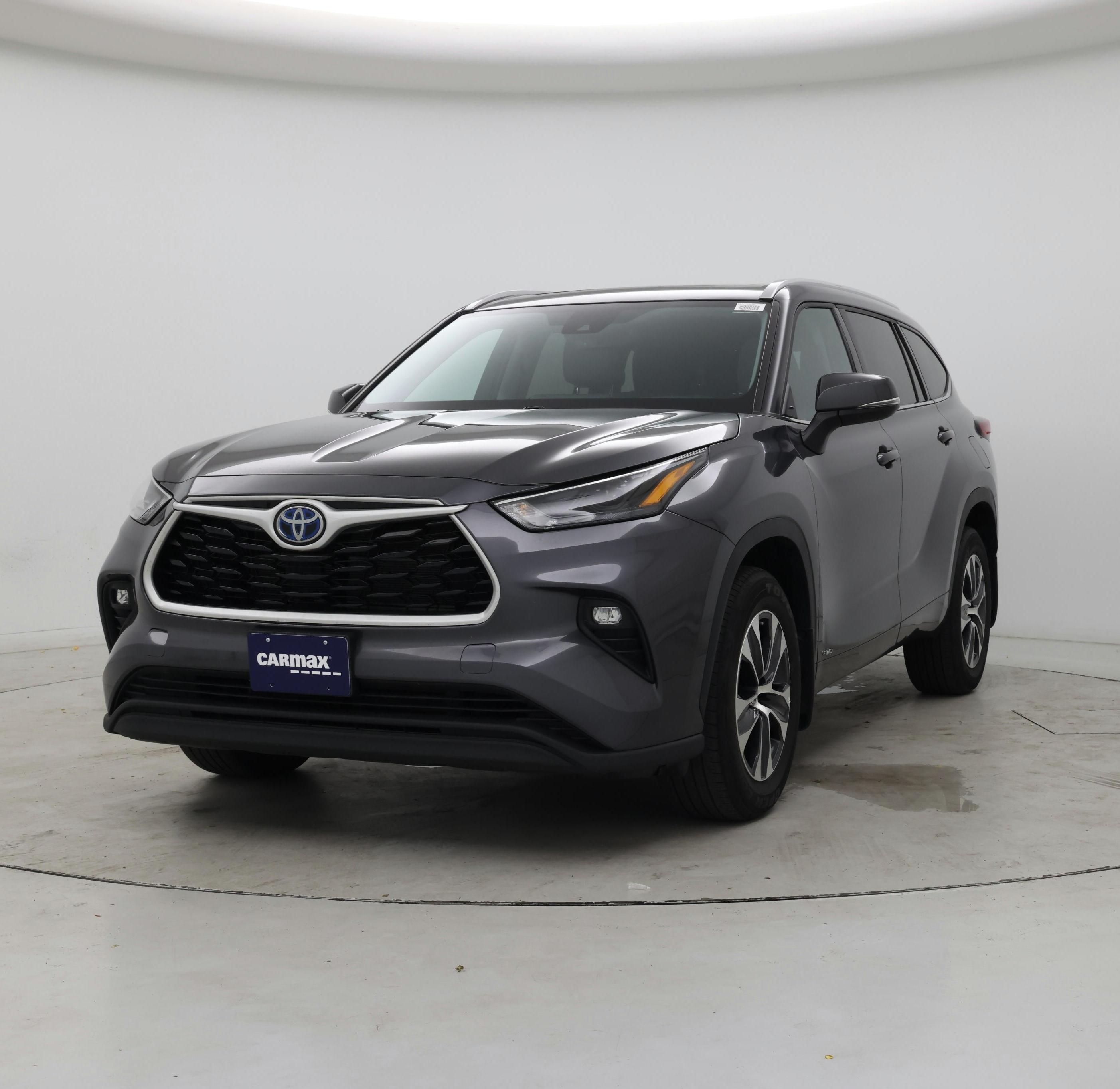 Thumbnail: 2022 Toyota Highlander - 4