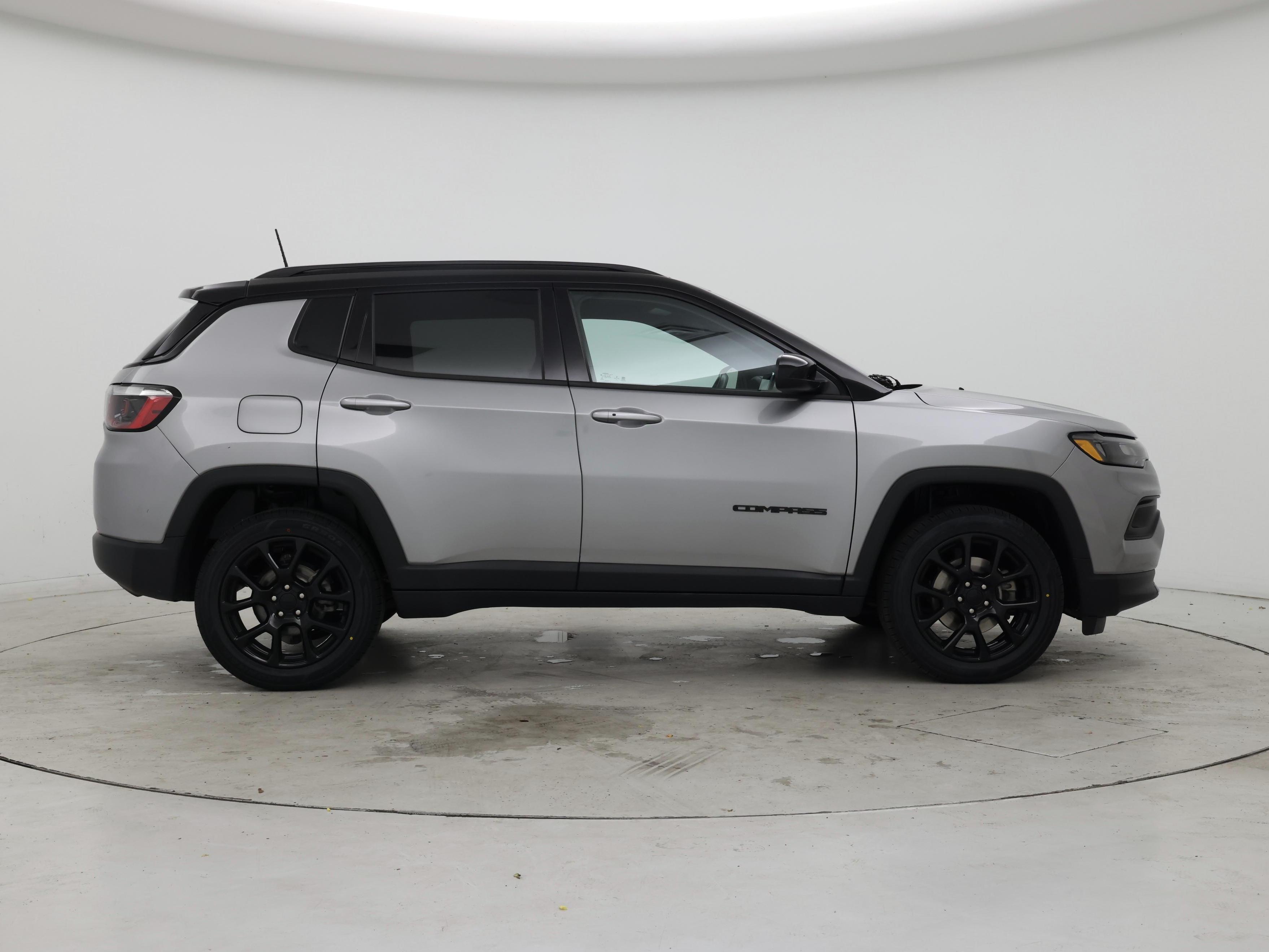 Thumbnail: 2022 Jeep Compass - 7