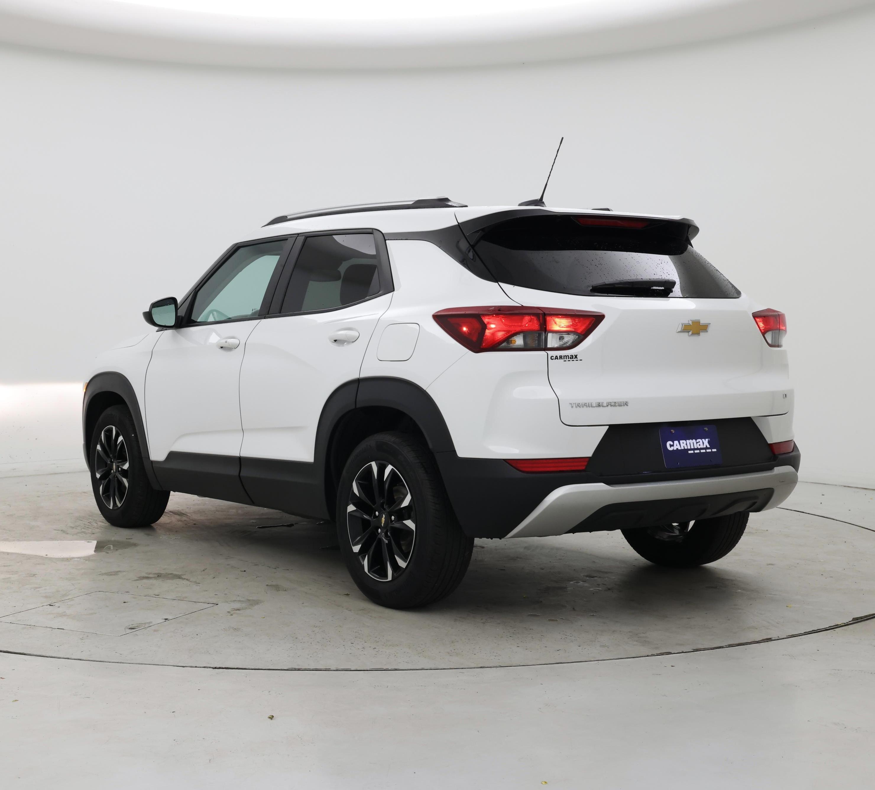 Thumbnail: 2023 Chevrolet TrailBlazer - 2