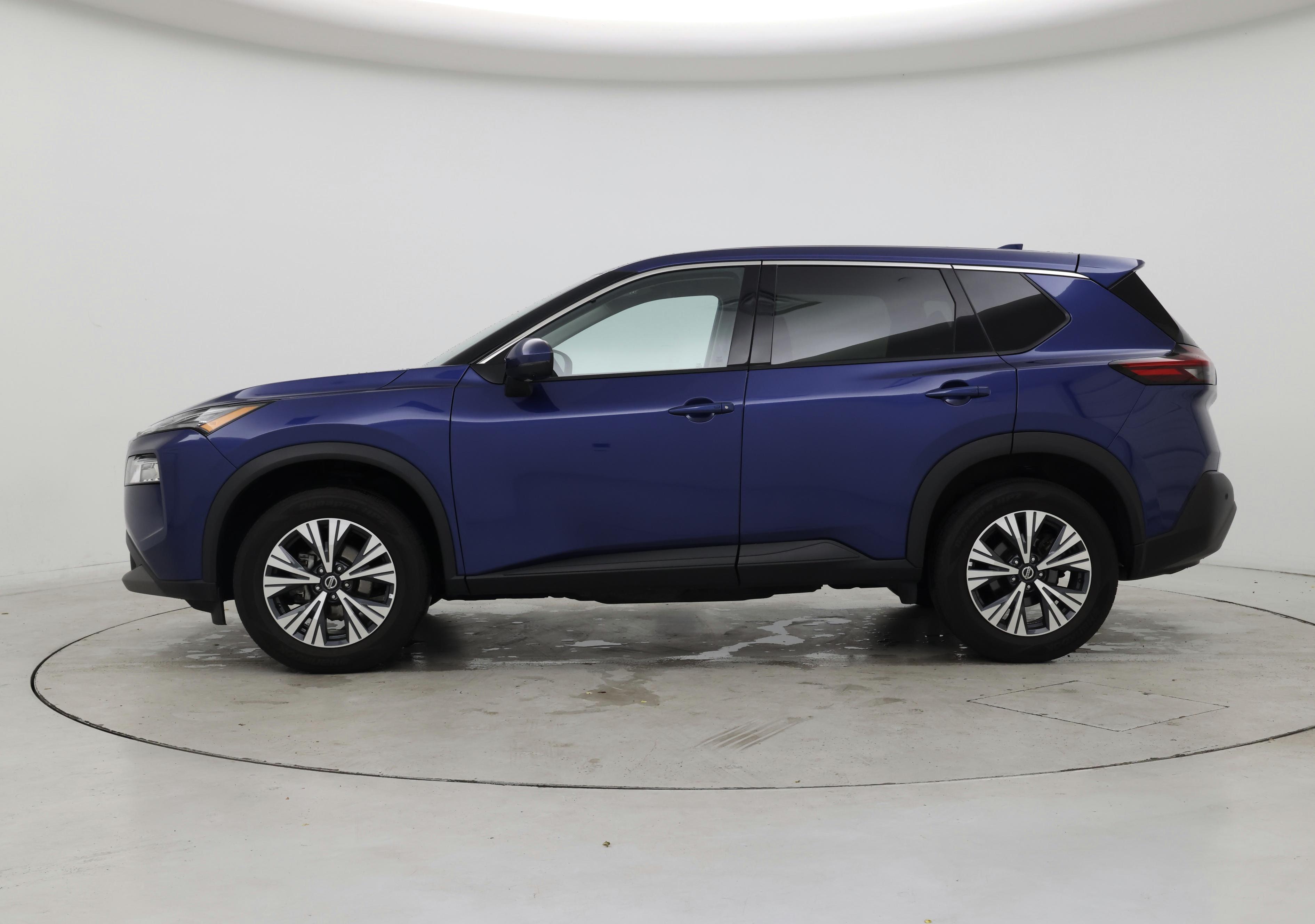 Thumbnail: 2021 Nissan Rogue - 3