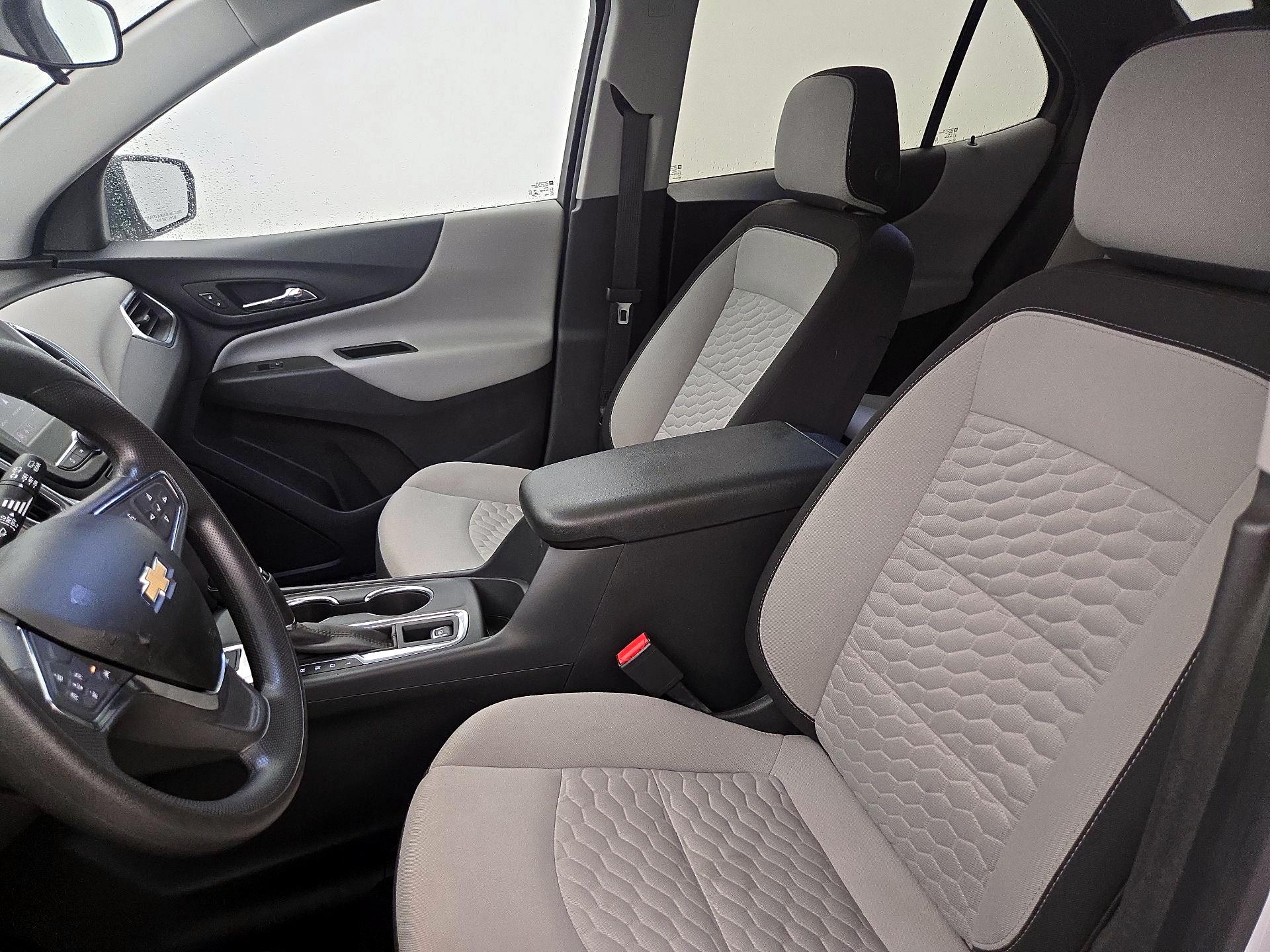 Thumbnail: 2021 Chevrolet Equinox - 11